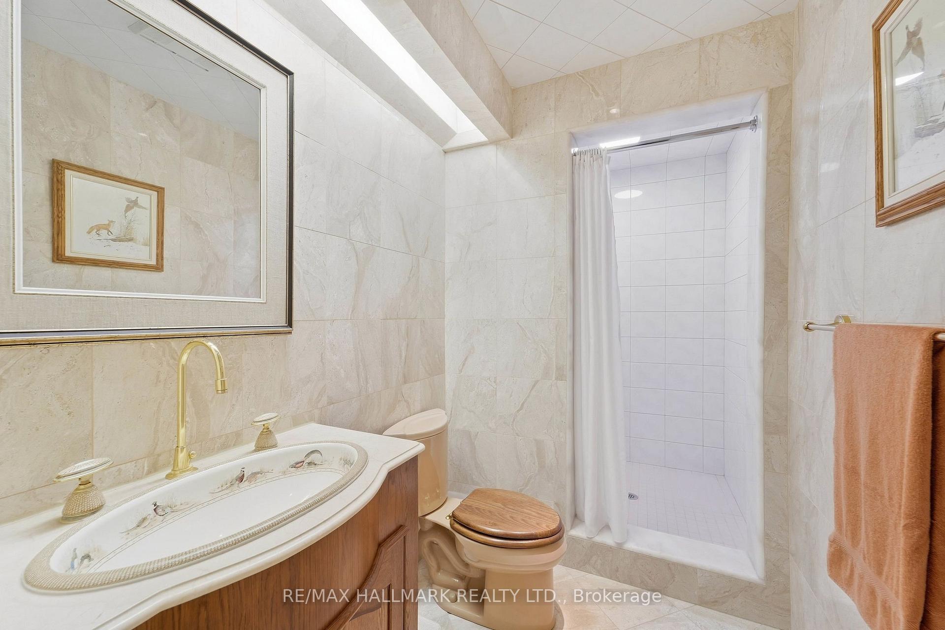 Photo 22 of 290 Tollendal Mill Road, Barrie, South Shore — HOMEH