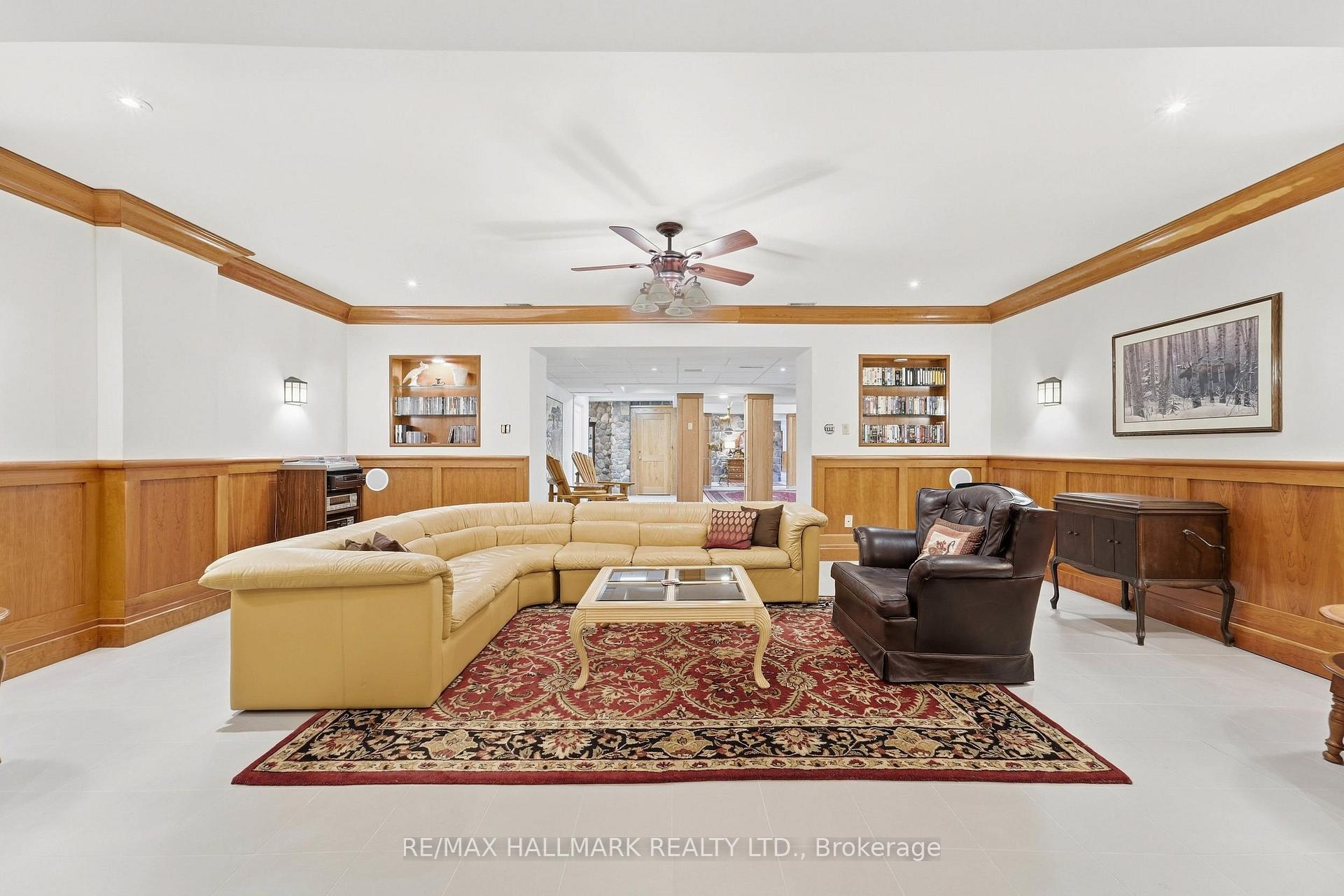 Photo 27 of 290 Tollendal Mill Road, Barrie, South Shore — HOMEH