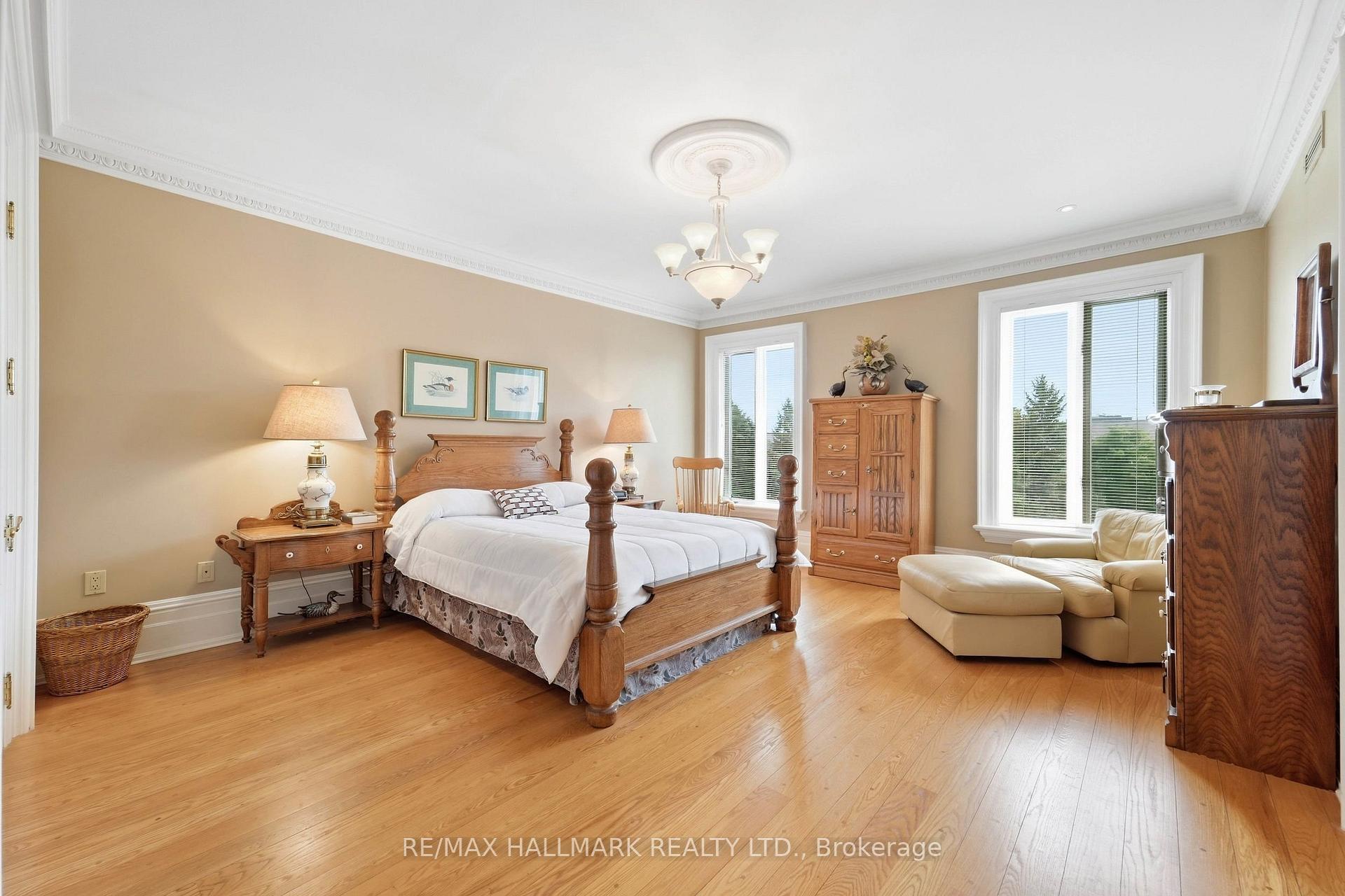 Photo 36 of 290 Tollendal Mill Road, Barrie, South Shore — HOMEH