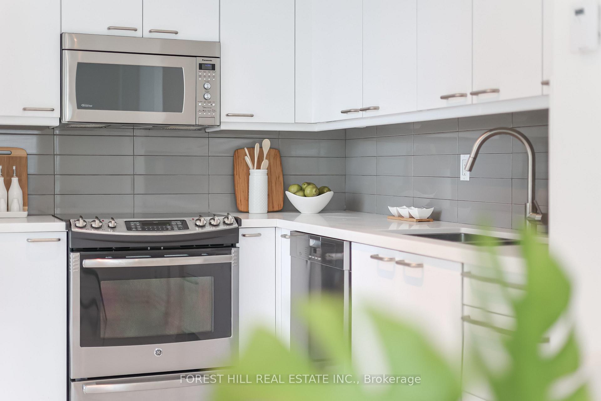 Photo 16 of Unit 305, 38 Avenue Road, Toronto, The Annex — HOMEH