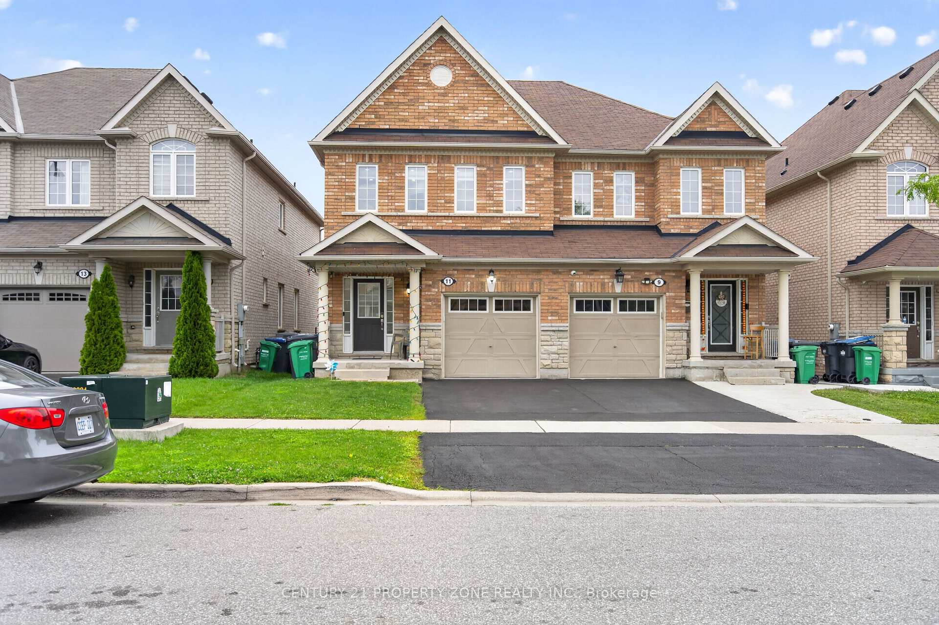 Photo 1 of 11 Selsdon Street, Brampton, Credit Valley — HOMEH