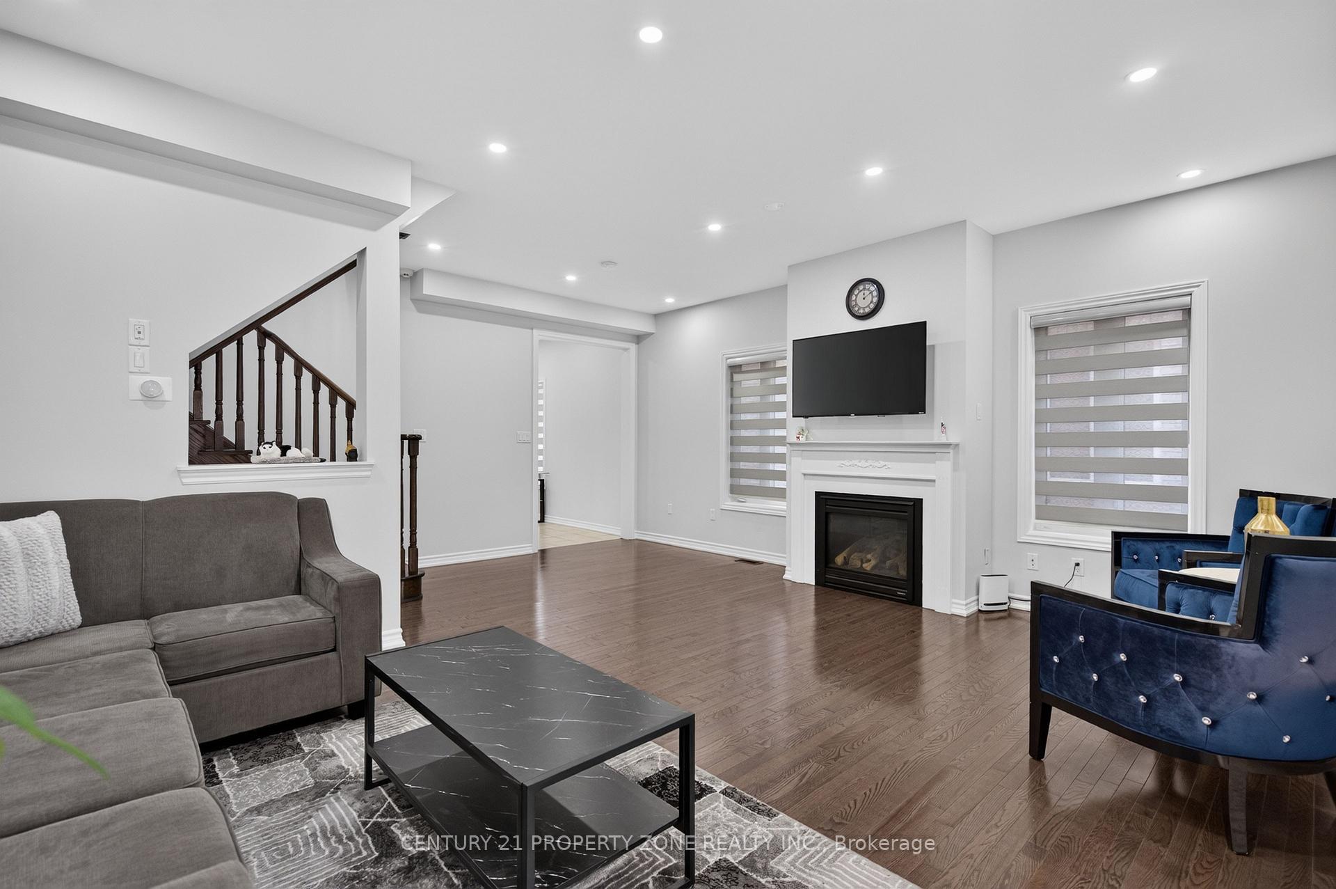 Photo 11 of 11 Selsdon Street, Brampton, Credit Valley — HOMEH