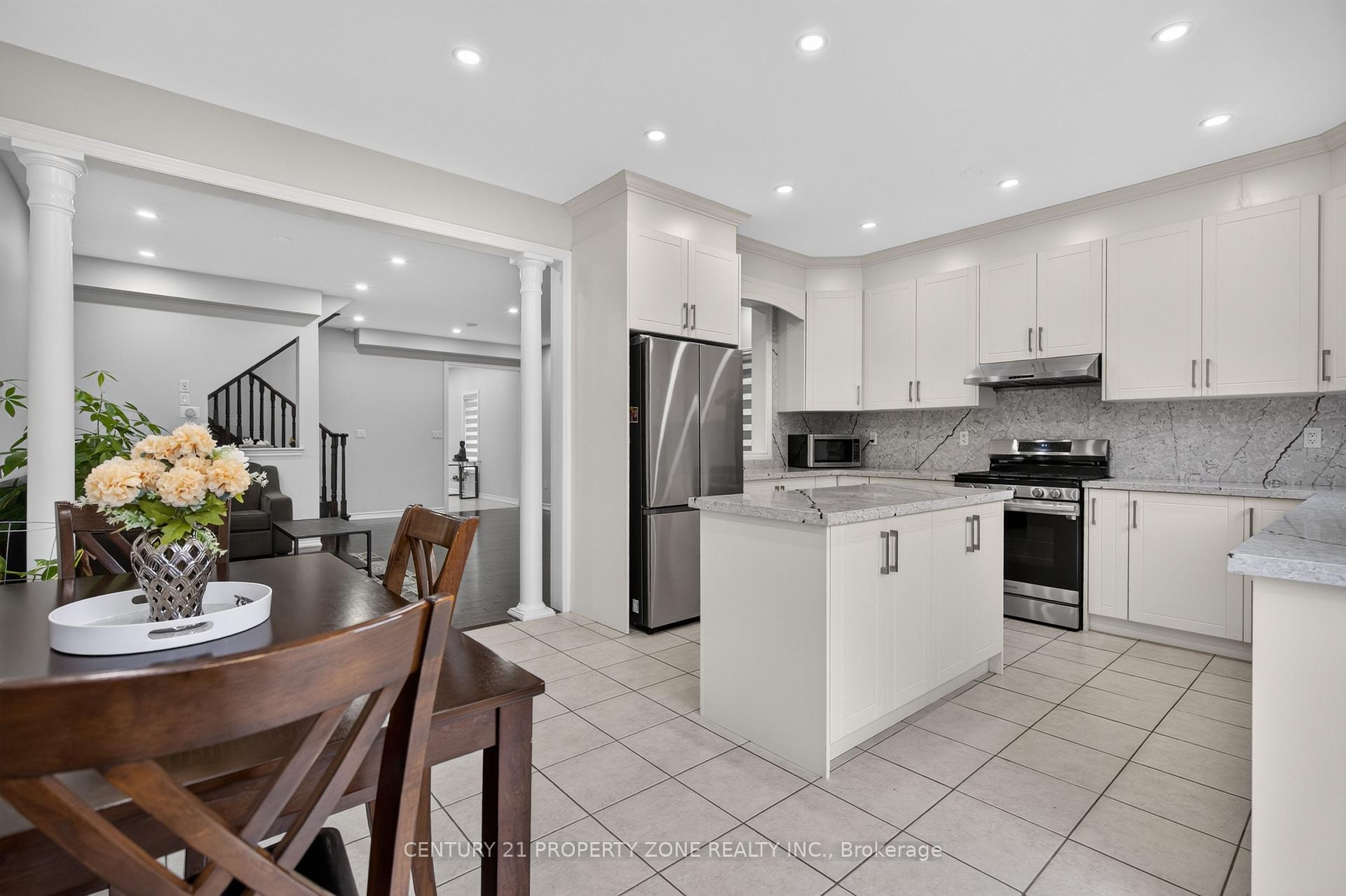 Photo 16 of 11 Selsdon Street, Brampton, Credit Valley — HOMEH