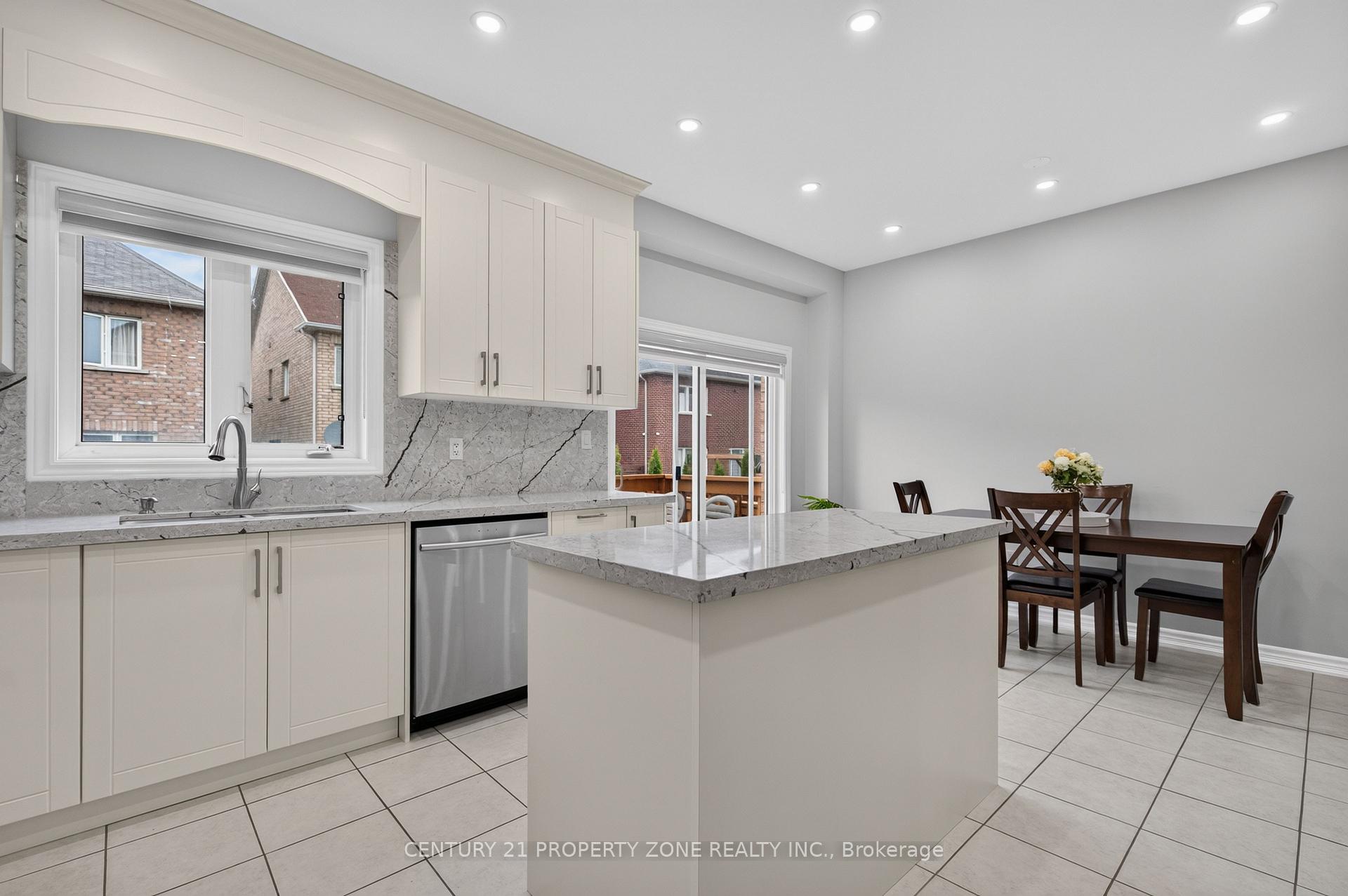 Photo 18 of 11 Selsdon Street, Brampton, Credit Valley — HOMEH
