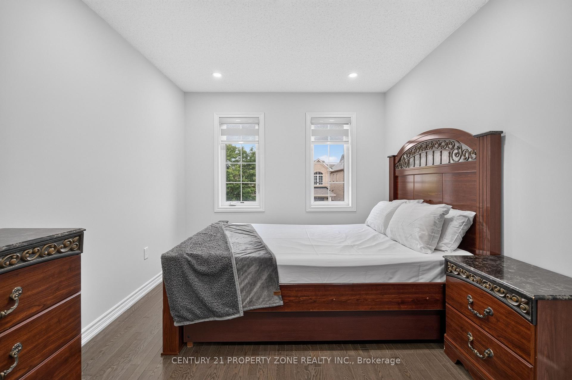 Photo 31 of 11 Selsdon Street, Brampton, Credit Valley — HOMEH