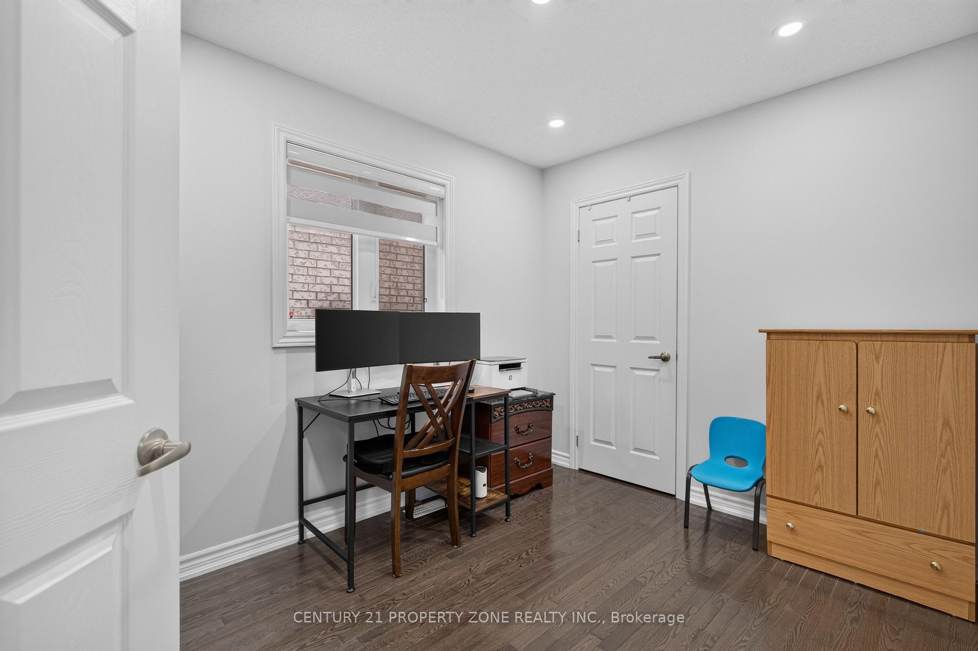 Photo 39 of 11 Selsdon Street, Brampton, Credit Valley — HOMEH