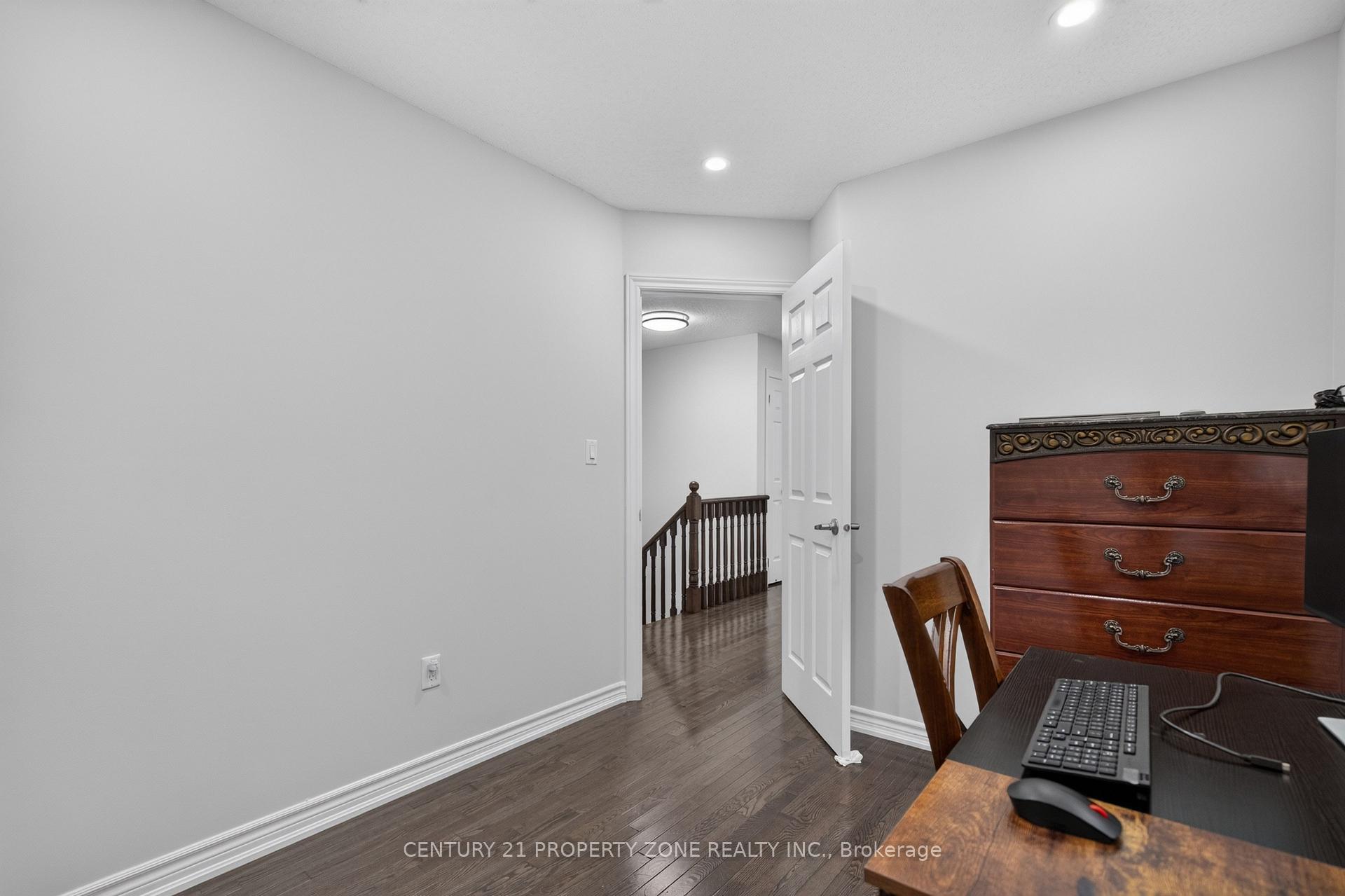 Photo 42 of 11 Selsdon Street, Brampton, Credit Valley — HOMEH