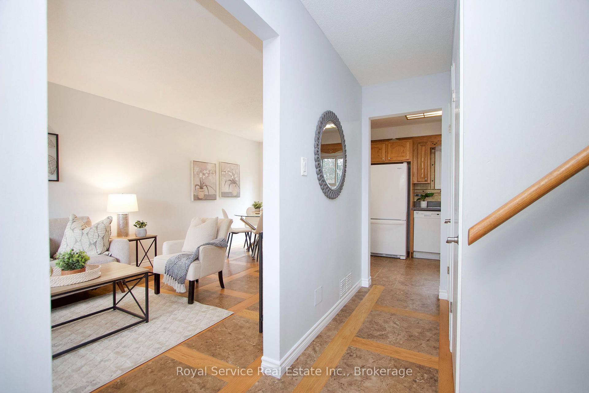 Photo 5 of 26 Sanders Drive, Port Hope — HOMEH