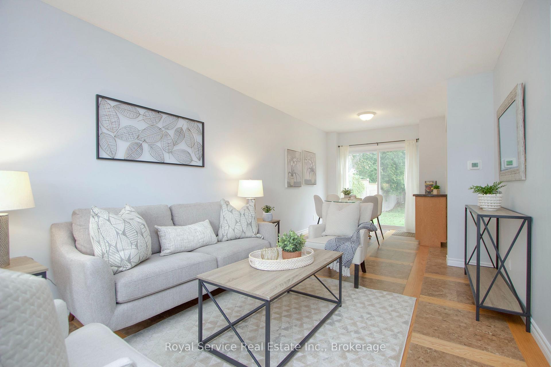 Photo 11 of 26 Sanders Drive, Port Hope — HOMEH