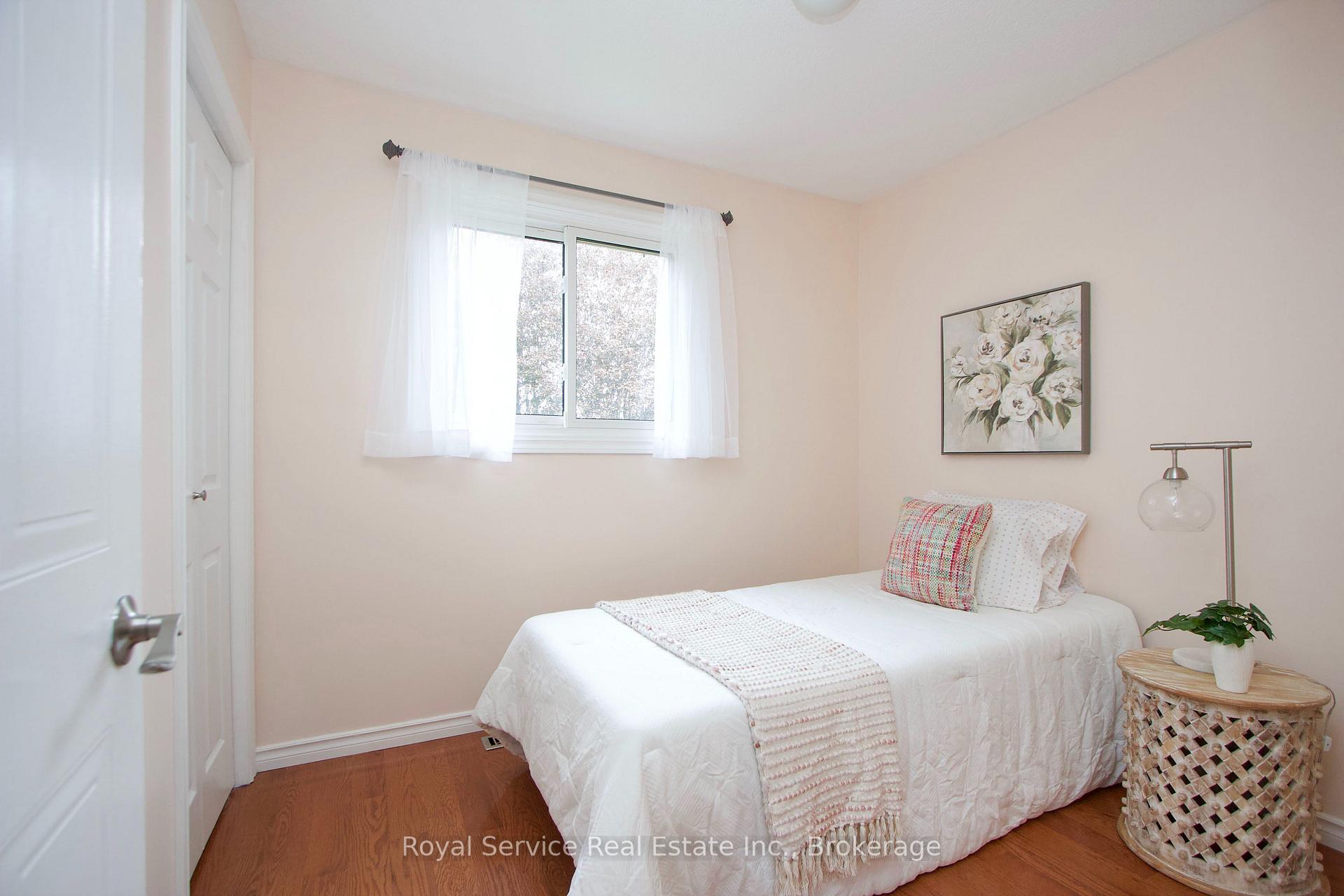 Photo 19 of 26 Sanders Drive, Port Hope — HOMEH