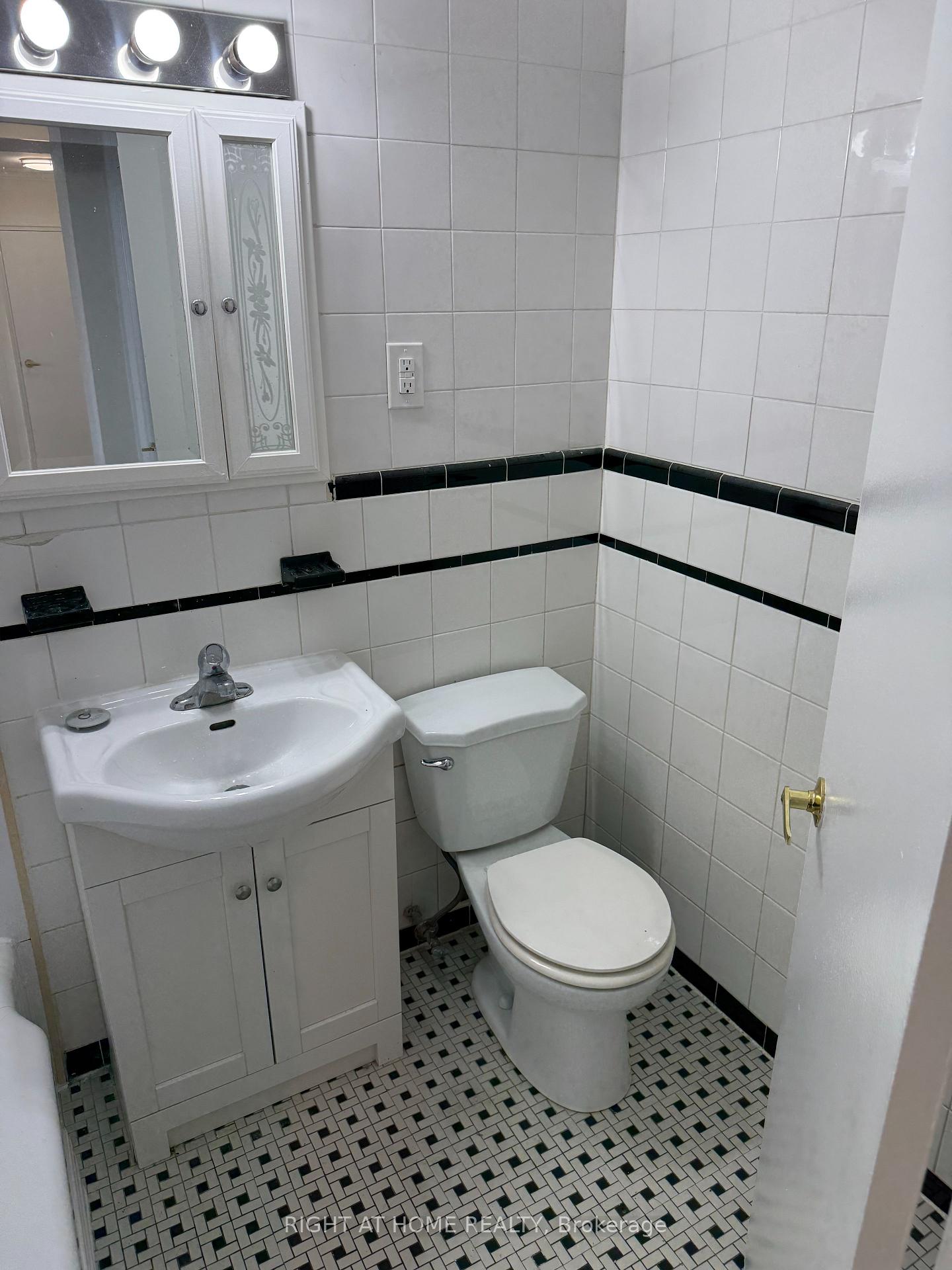 Photo 24 of Unit 105, 2 Royal York Road, Etobicoke, Mimico — HOMEH