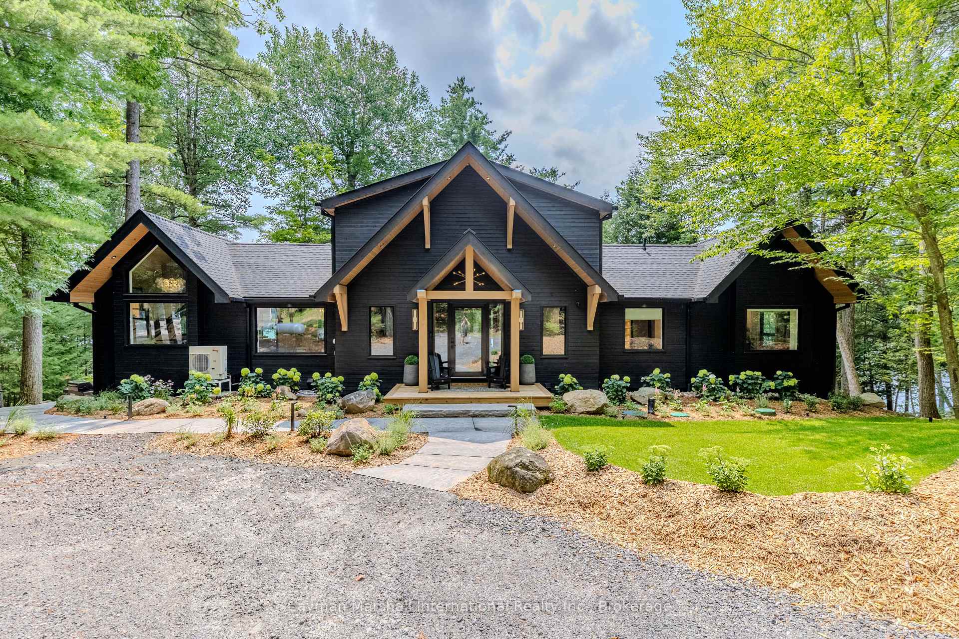 Photo 4 of 26A Winchester Drive, Seguin — HOMEH