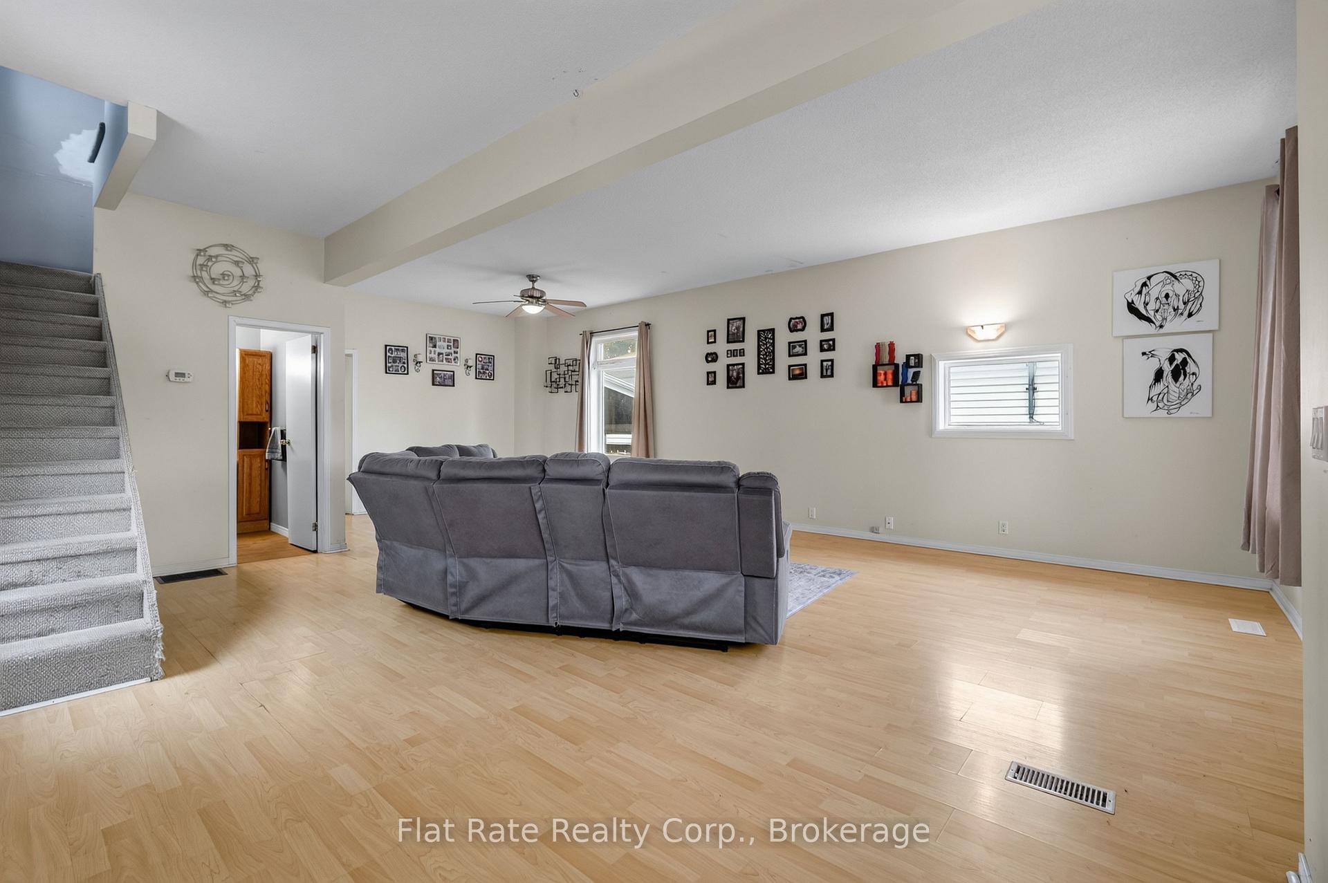 Photo 7 of 398 Edison Avenue, Peterborough, Otonabee Ward 1 — HOMEH