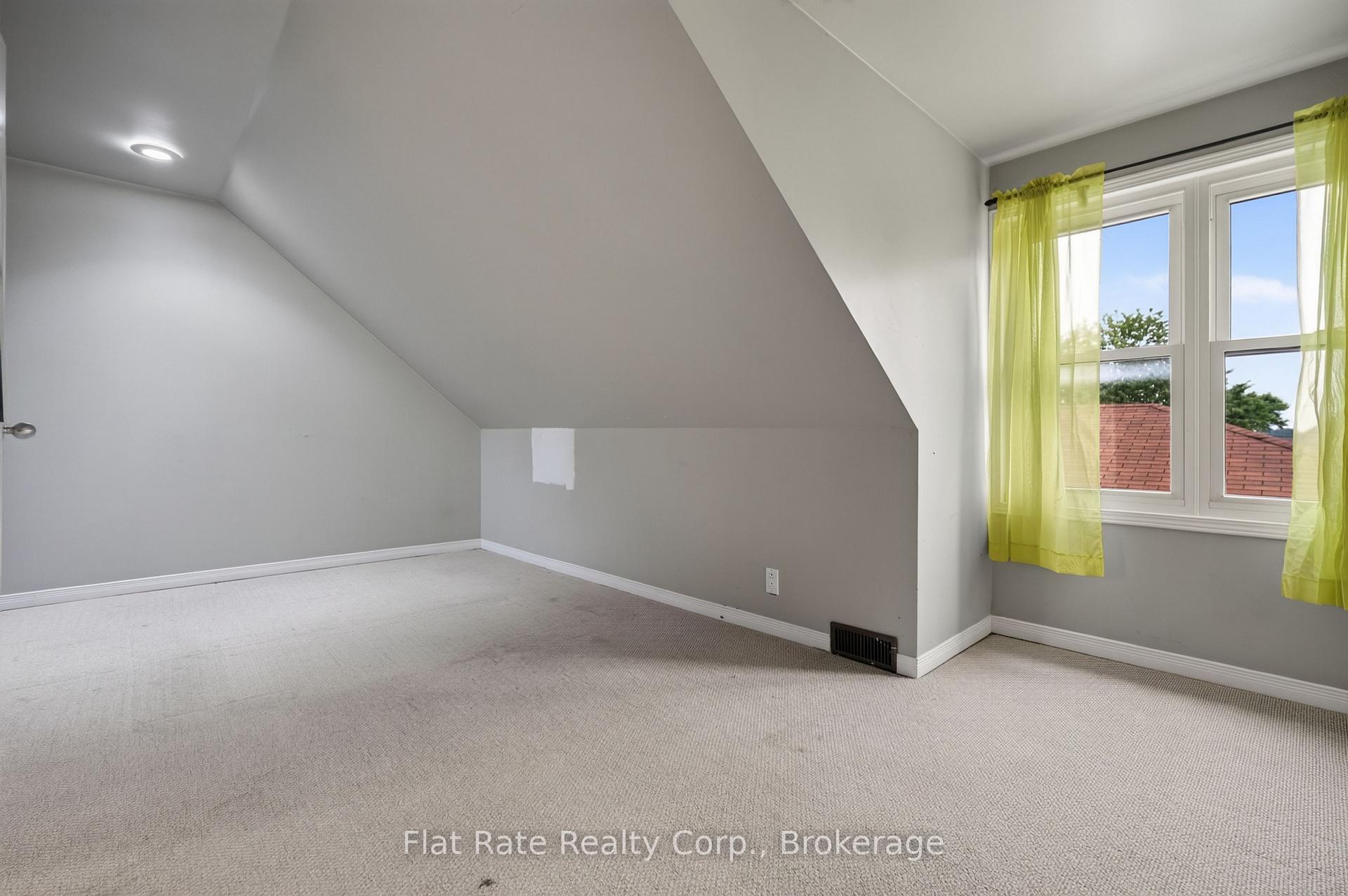 Photo 20 of 398 Edison Avenue, Peterborough, Otonabee Ward 1 — HOMEH