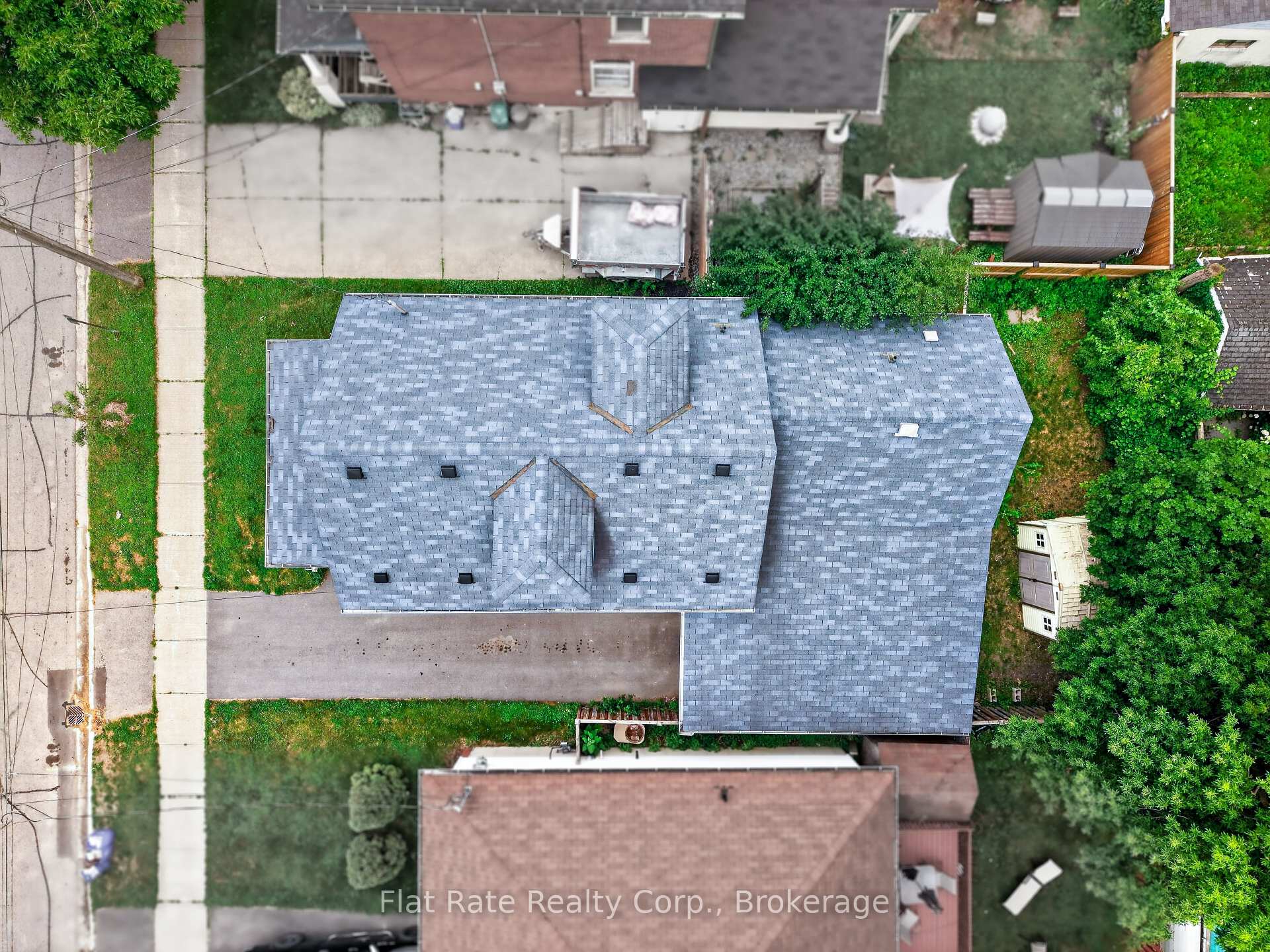 Photo 29 of 398 Edison Avenue, Peterborough, Otonabee Ward 1 — HOMEH