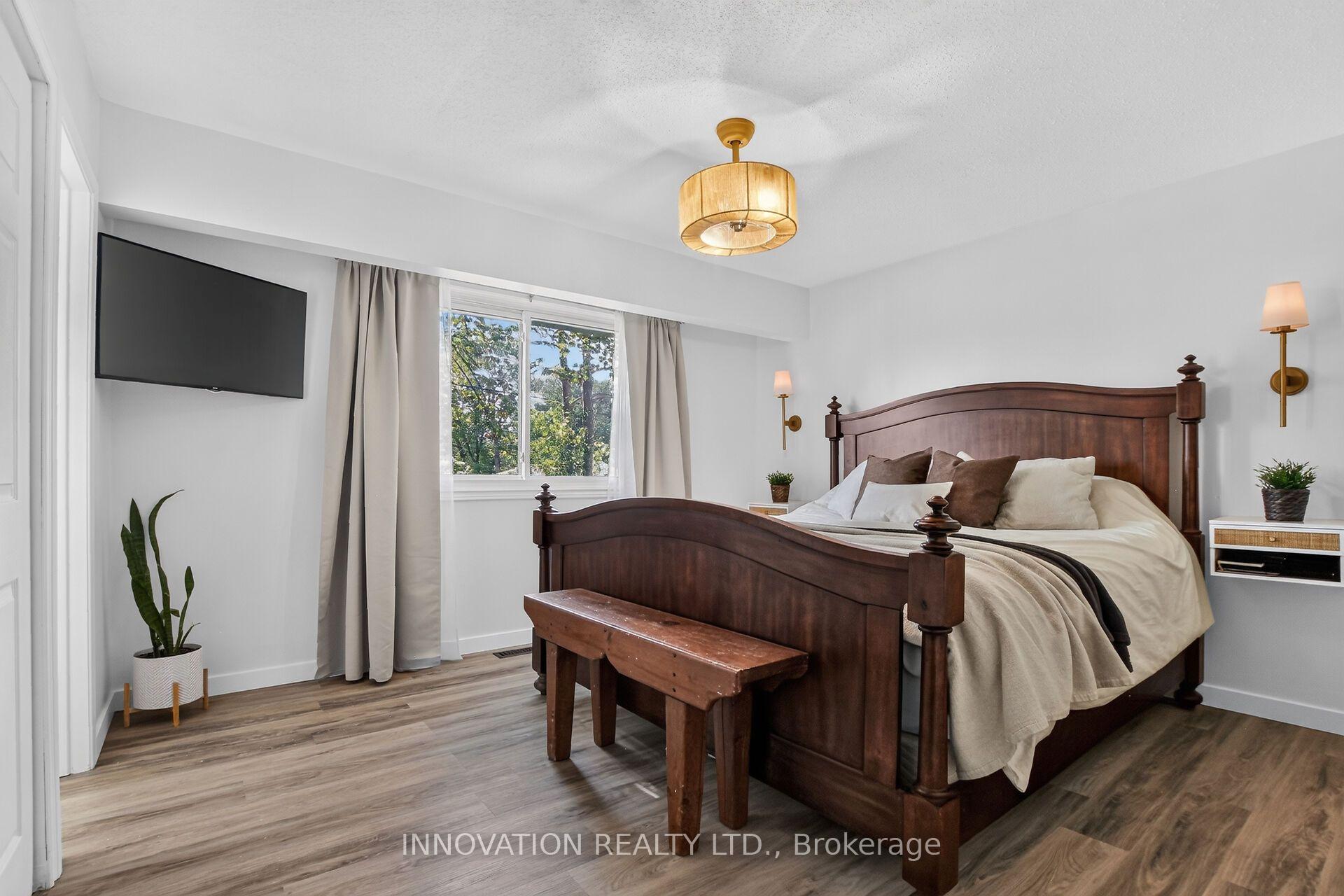 Photo 13 of 8 Dogwood Drive, Ottawa, Munster — HOMEH
