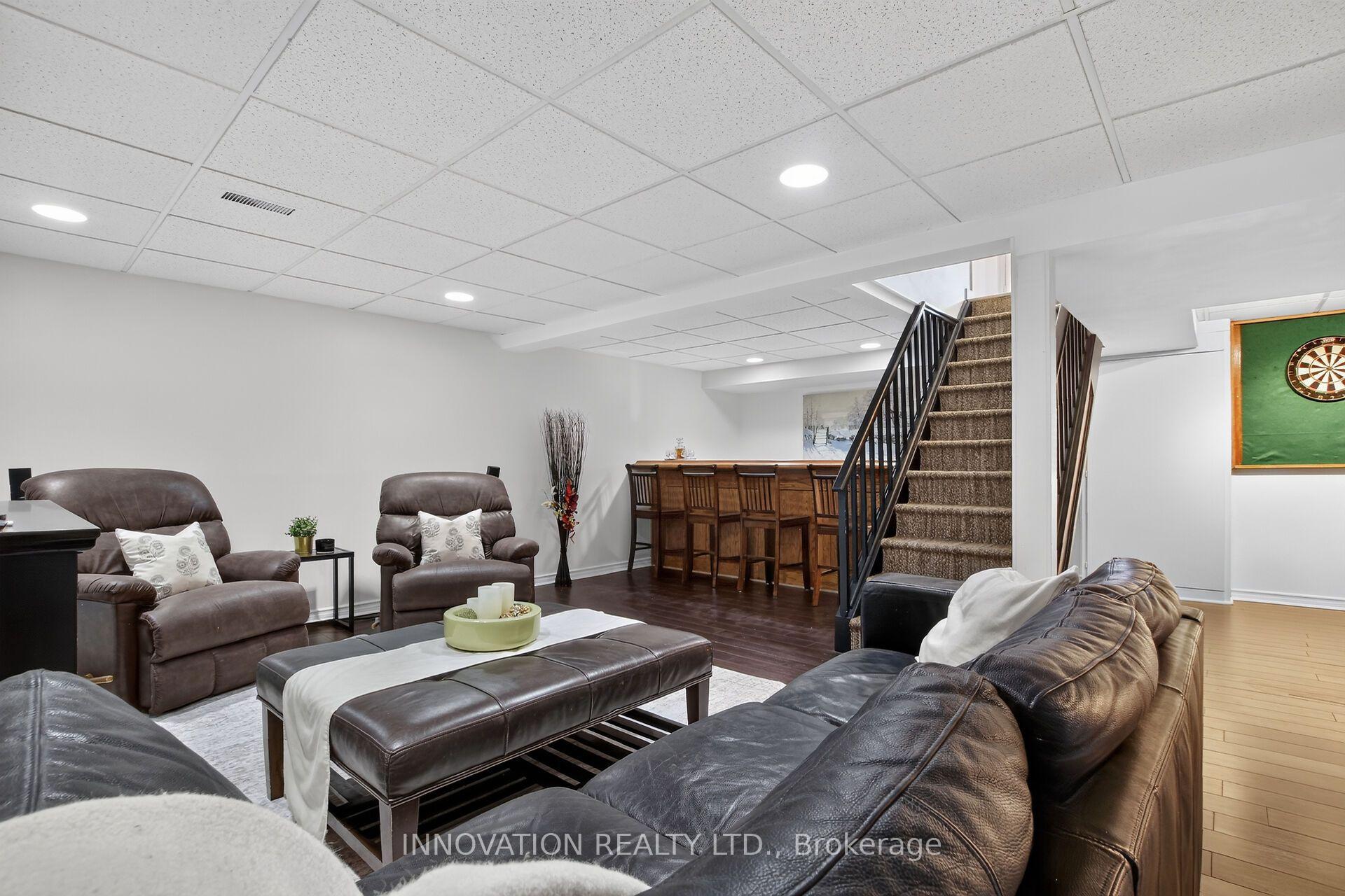 Photo 23 of 8 Dogwood Drive, Ottawa, Munster — HOMEH