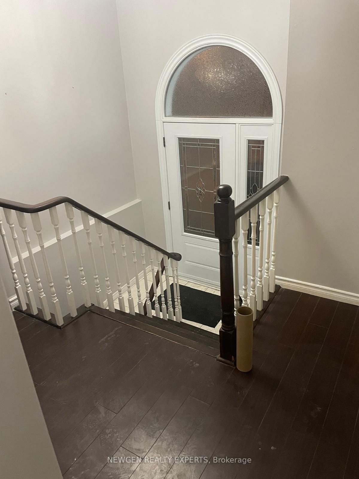 Photo 2 of 28 Royal Salisbury Way, Brampton, Madoc — HOMEH