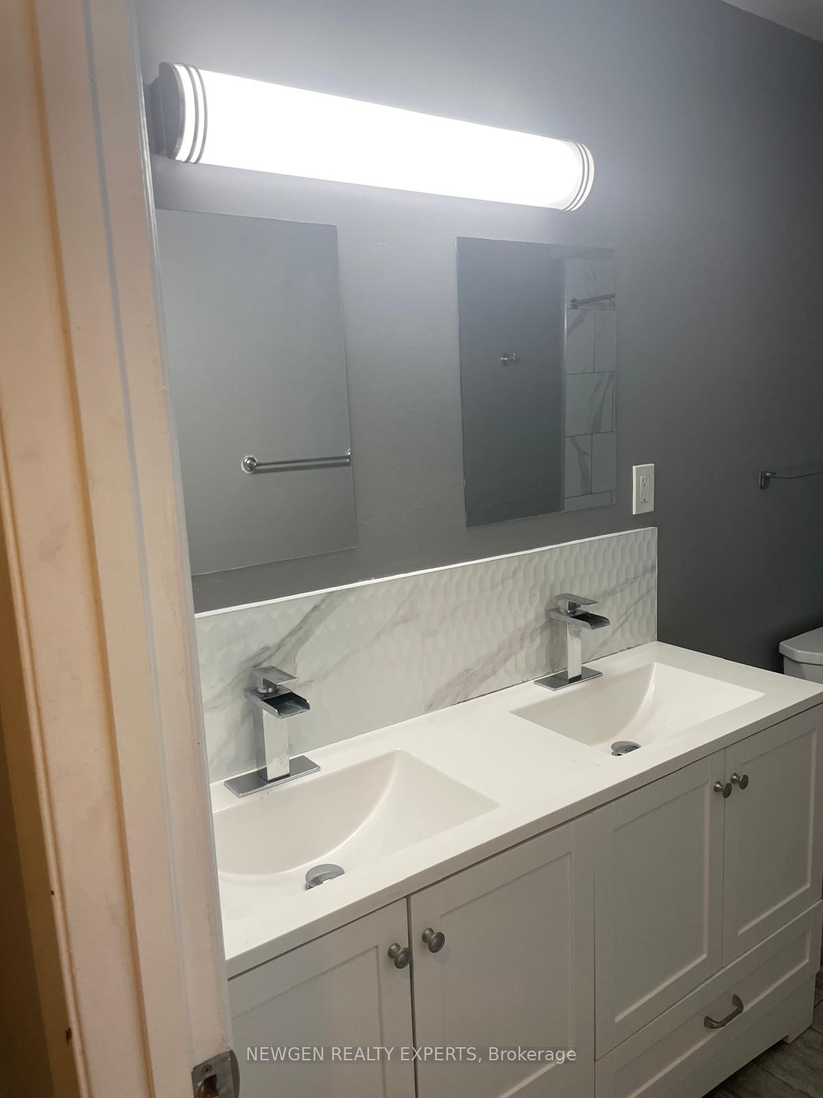 Photo 18 of 28 Royal Salisbury Way, Brampton, Madoc — HOMEH