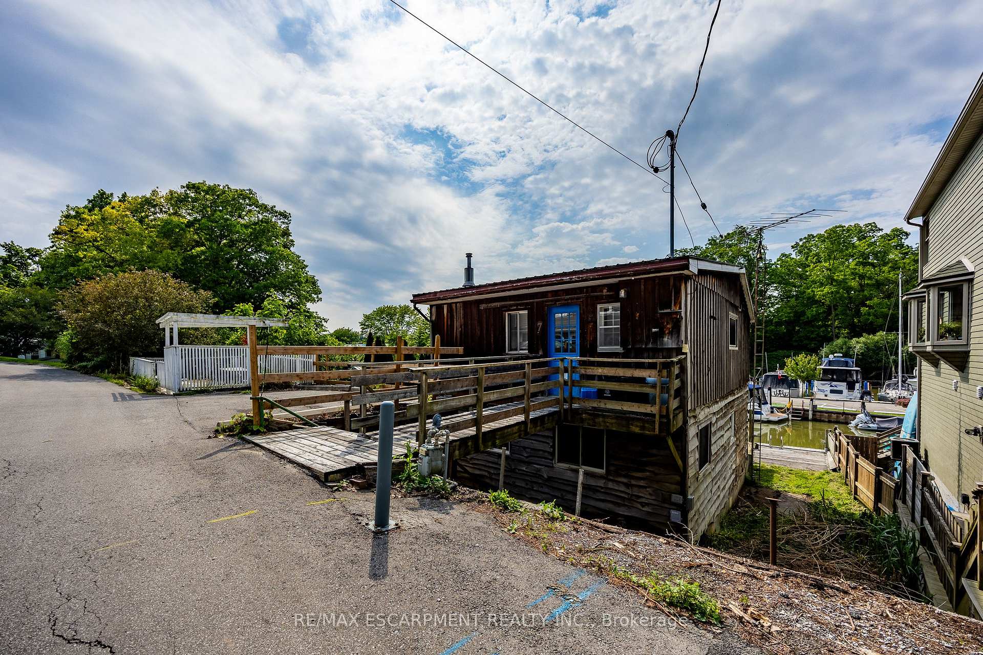 Photo 4 of 7 Douglas Street, Norfolk, Port Dover — HOMEH