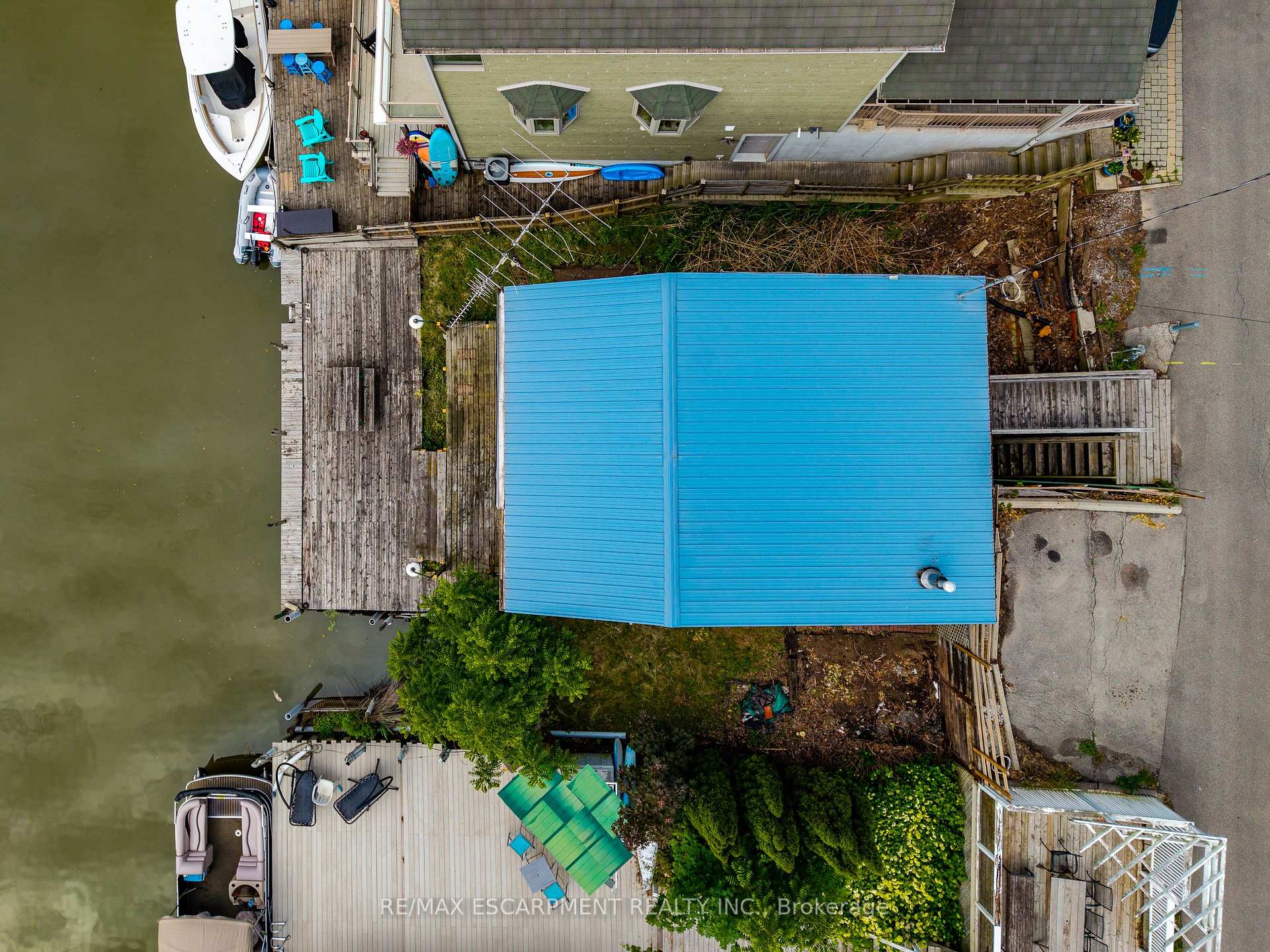Photo 6 of 7 Douglas Street, Norfolk, Port Dover — HOMEH