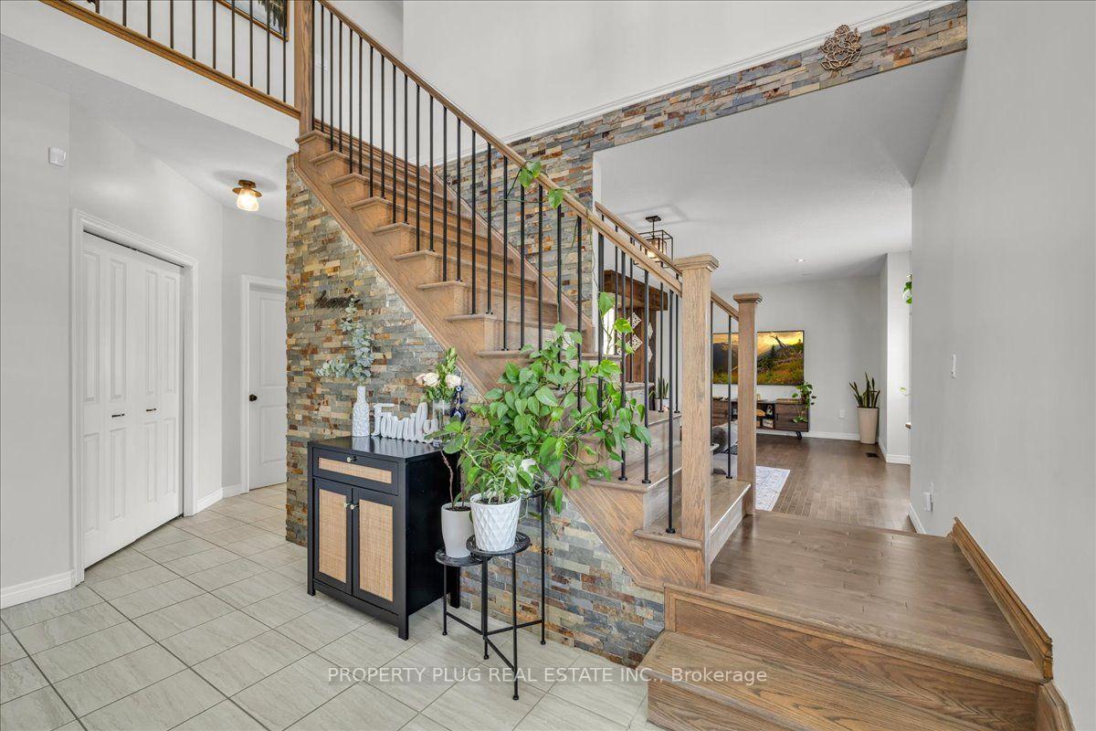 Photo 6 of 97 Marshall Drive, Guelph, Grange Road — HOMEH