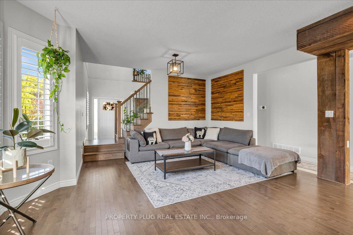 Photo 7 of 97 Marshall Drive, Guelph, Grange Road — HOMEH