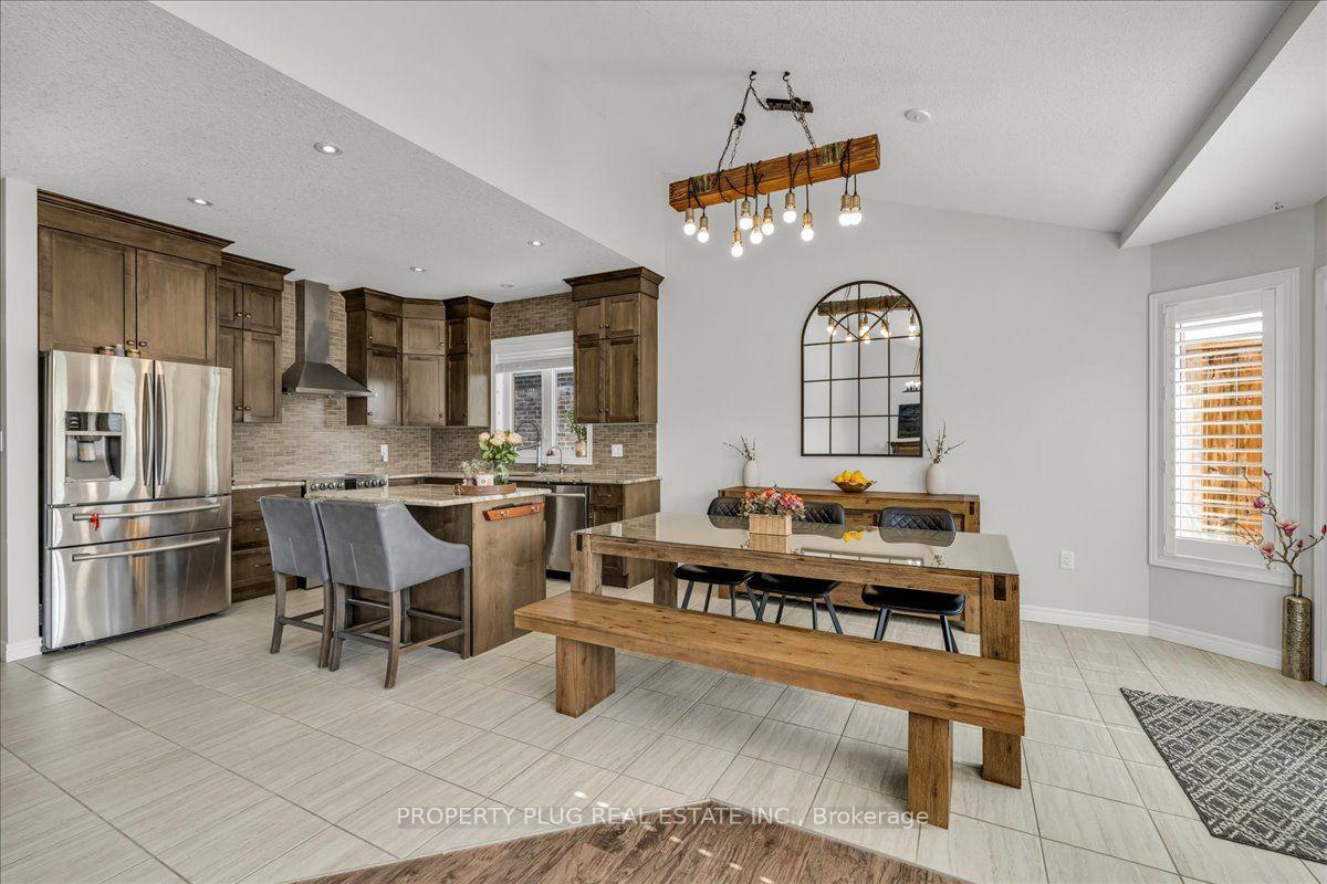 Photo 11 of 97 Marshall Drive, Guelph, Grange Road — HOMEH