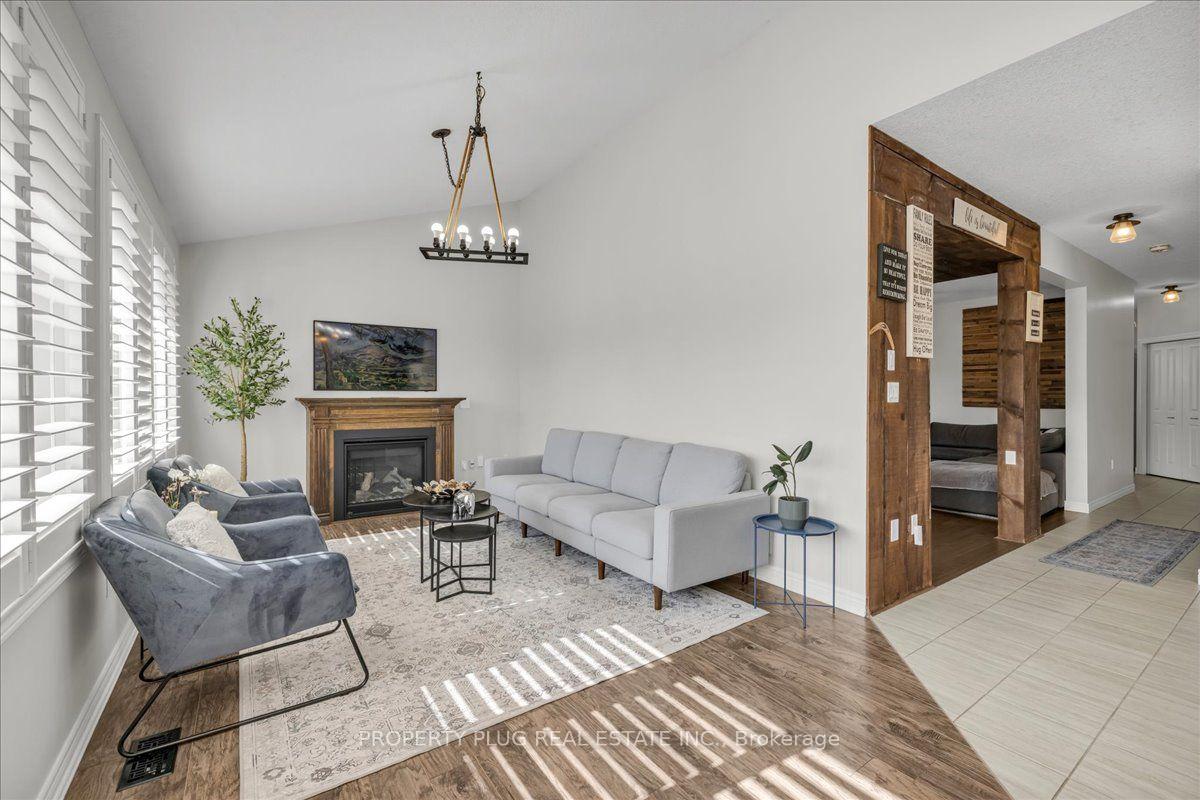 Photo 15 of 97 Marshall Drive, Guelph, Grange Road — HOMEH