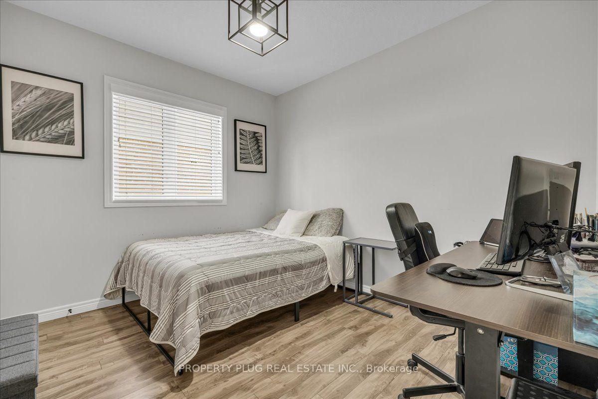Photo 16 of 97 Marshall Drive, Guelph, Grange Road — HOMEH