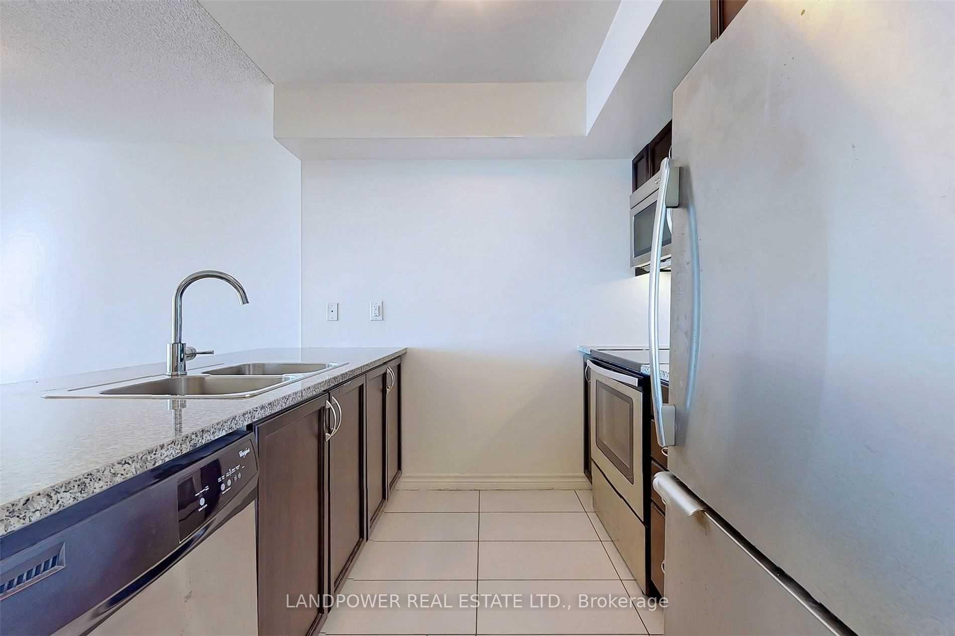 Photo 9 of Unit 3315, 19 Grand Trunk Crescent, Toronto, Waterfront Communities — HOMEH