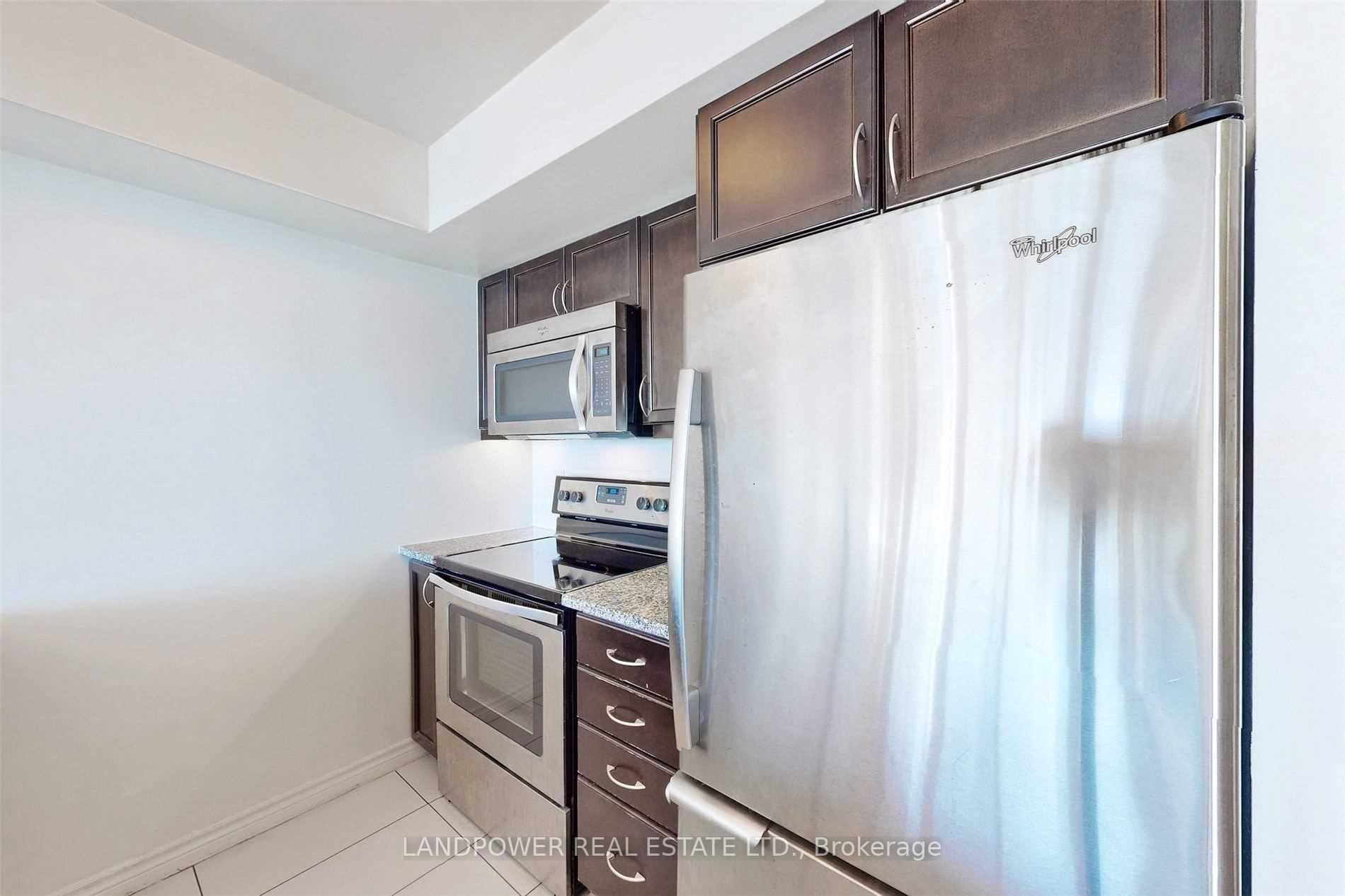 Photo 12 of Unit 3315, 19 Grand Trunk Crescent, Toronto, Waterfront Communities — HOMEH