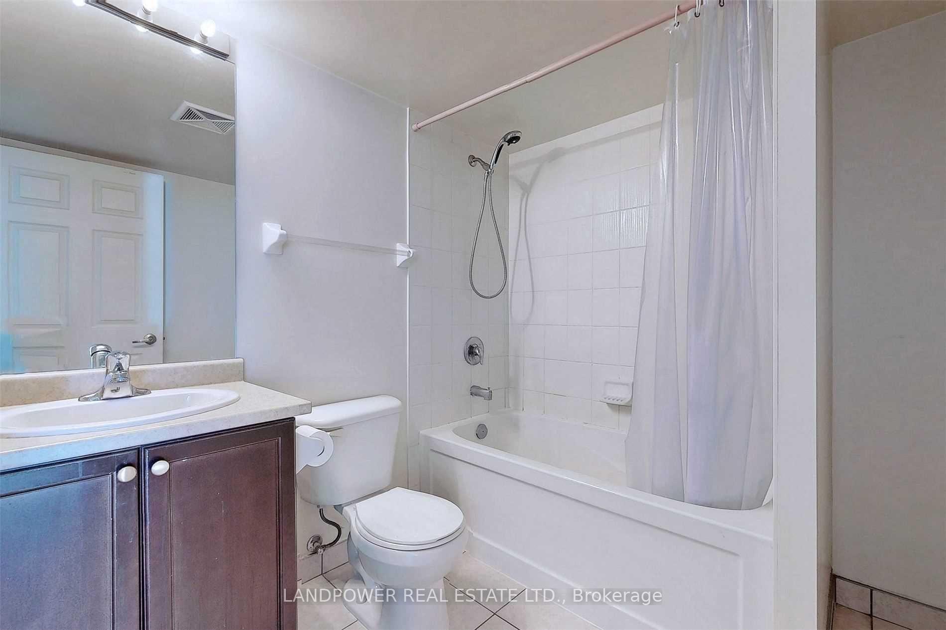 Photo 21 of Unit 3315, 19 Grand Trunk Crescent, Toronto, Waterfront Communities — HOMEH