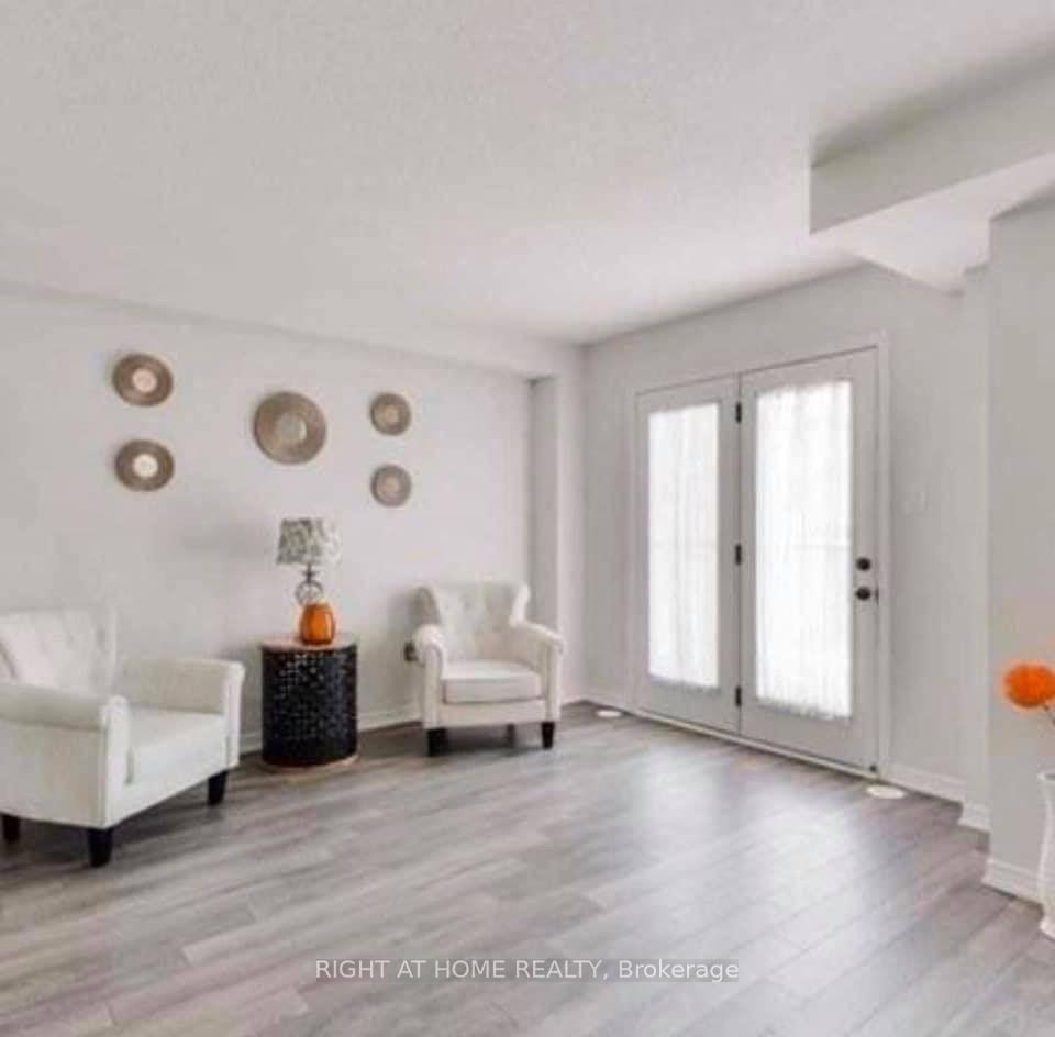 Photo 2 of 16 Givemay Street, Brampton, Northwest Brampton — HOMEH