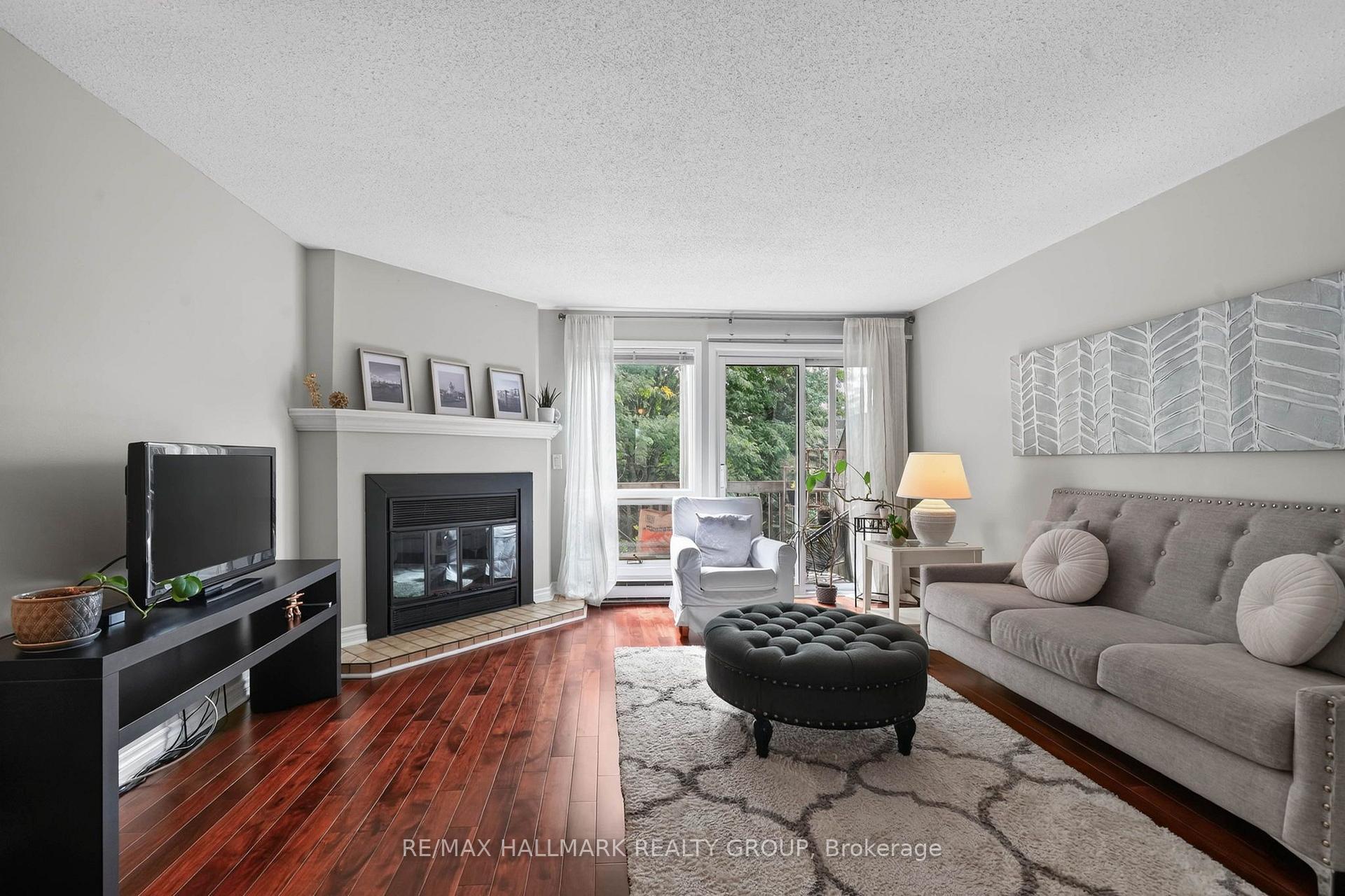 Photo 9 of Unit B, 6786 Jeanne Darc Boulevard, Ottawa, Convent Glen North — HOMEH