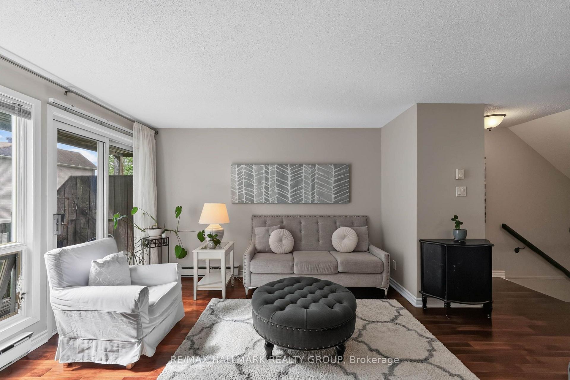 Photo 11 of Unit B, 6786 Jeanne Darc Boulevard, Ottawa, Convent Glen North — HOMEH