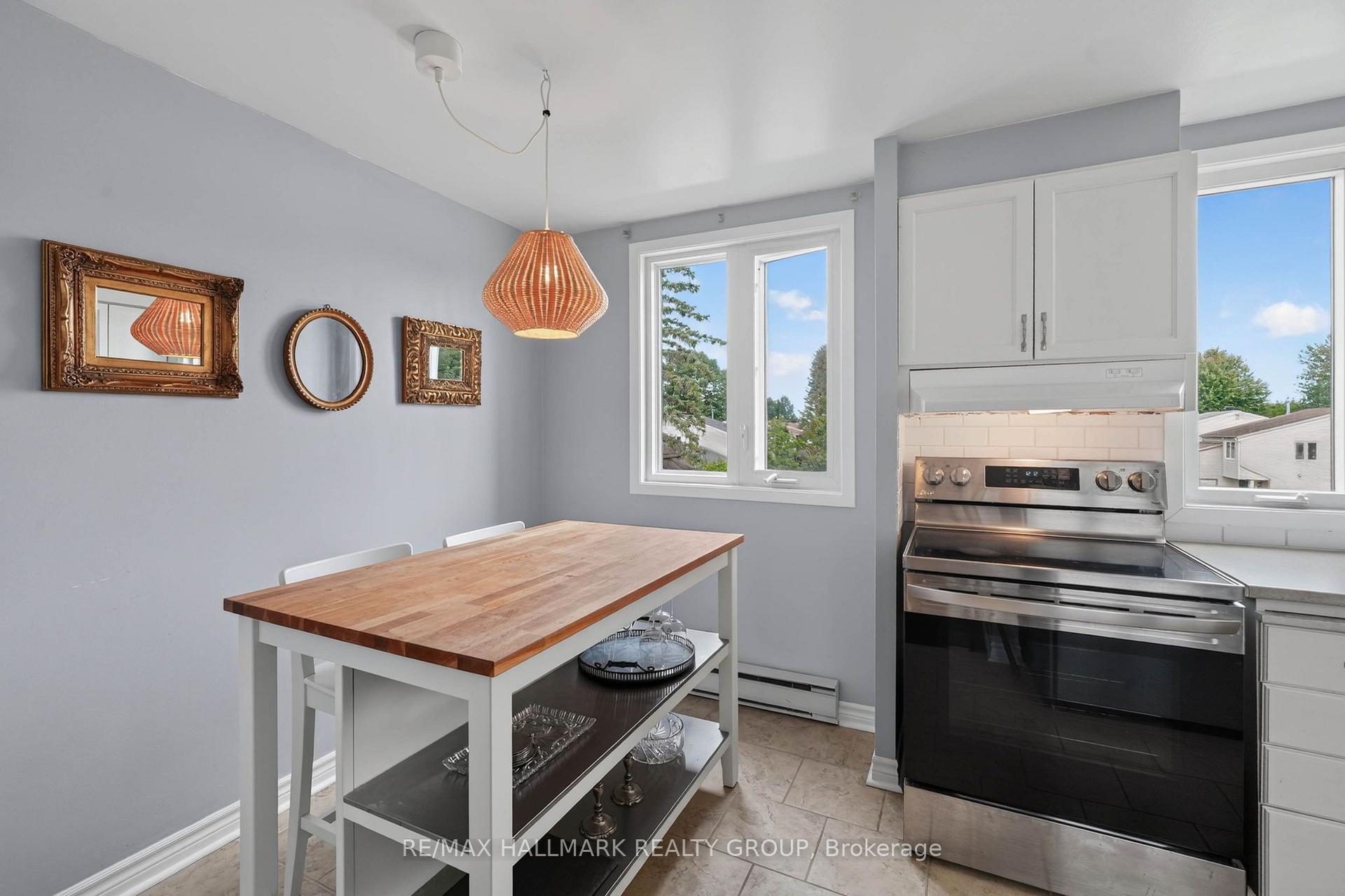 Photo 20 of Unit B, 6786 Jeanne Darc Boulevard, Ottawa, Convent Glen North — HOMEH