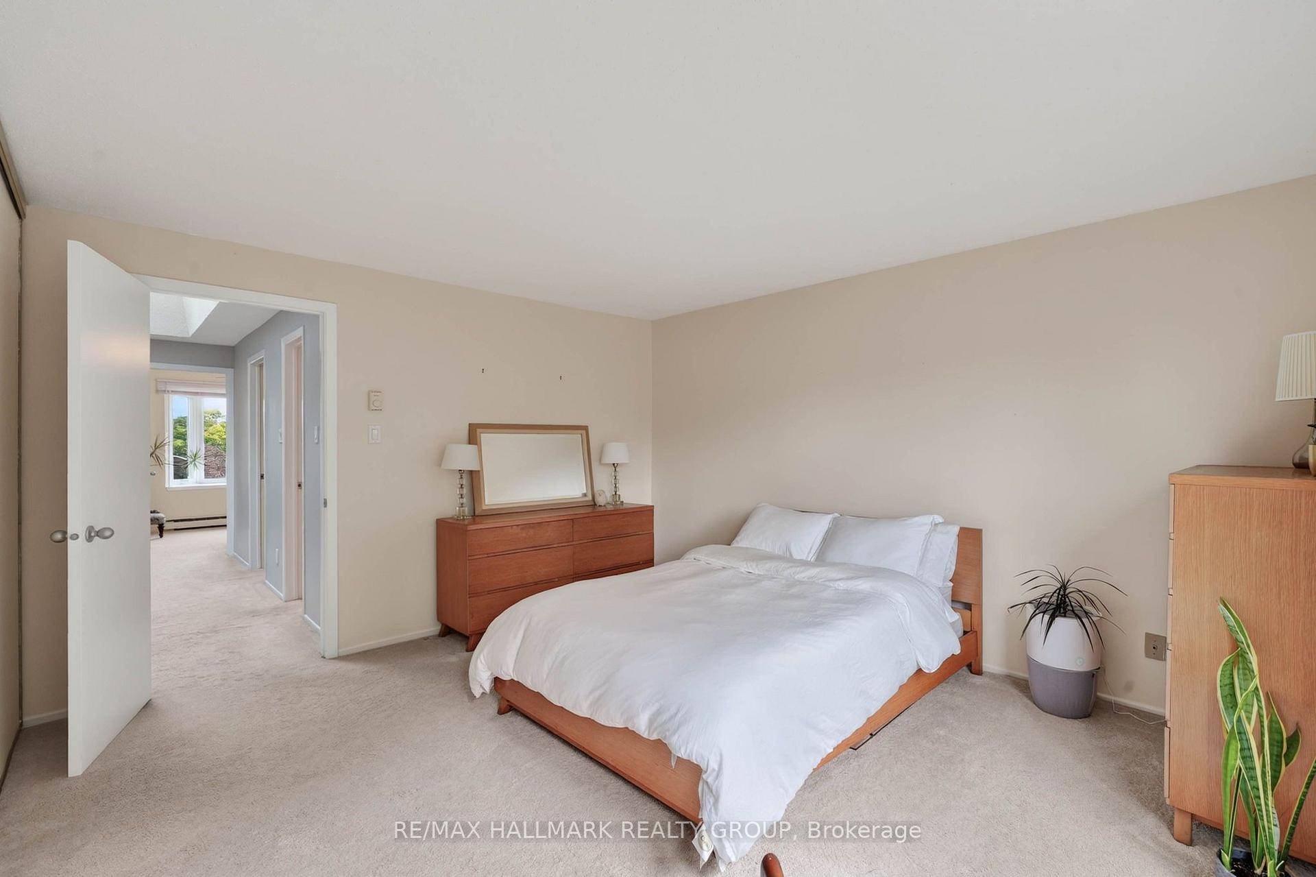 Photo 25 of Unit B, 6786 Jeanne Darc Boulevard, Ottawa, Convent Glen North — HOMEH