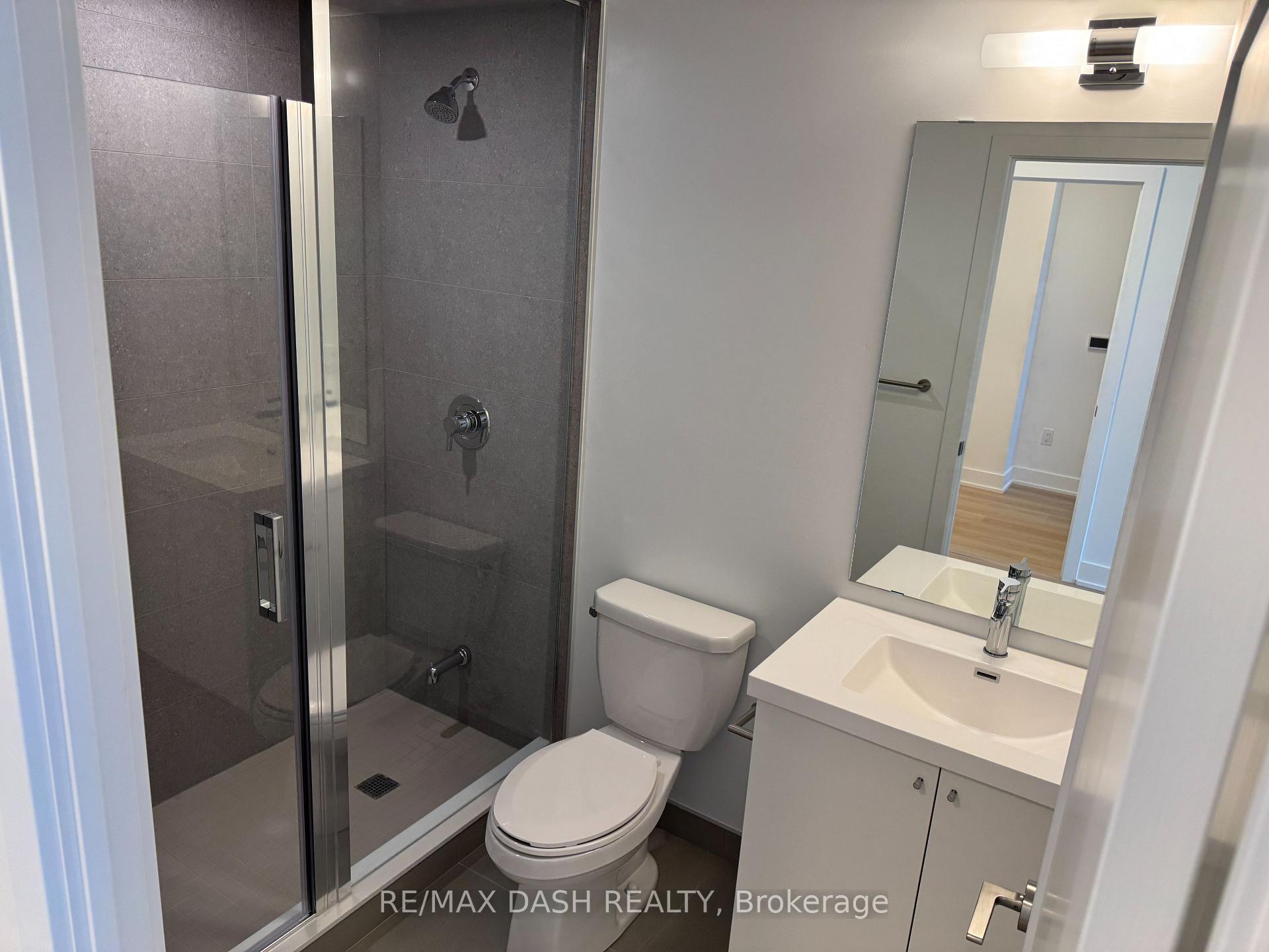 Photo 6 of Unit 924, 2545 Simcoe Street N, Oshawa, Windfields — HOMEH