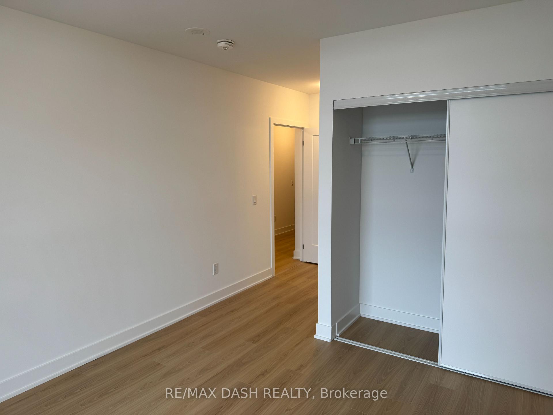 Photo 9 of Unit 924, 2545 Simcoe Street N, Oshawa, Windfields — HOMEH