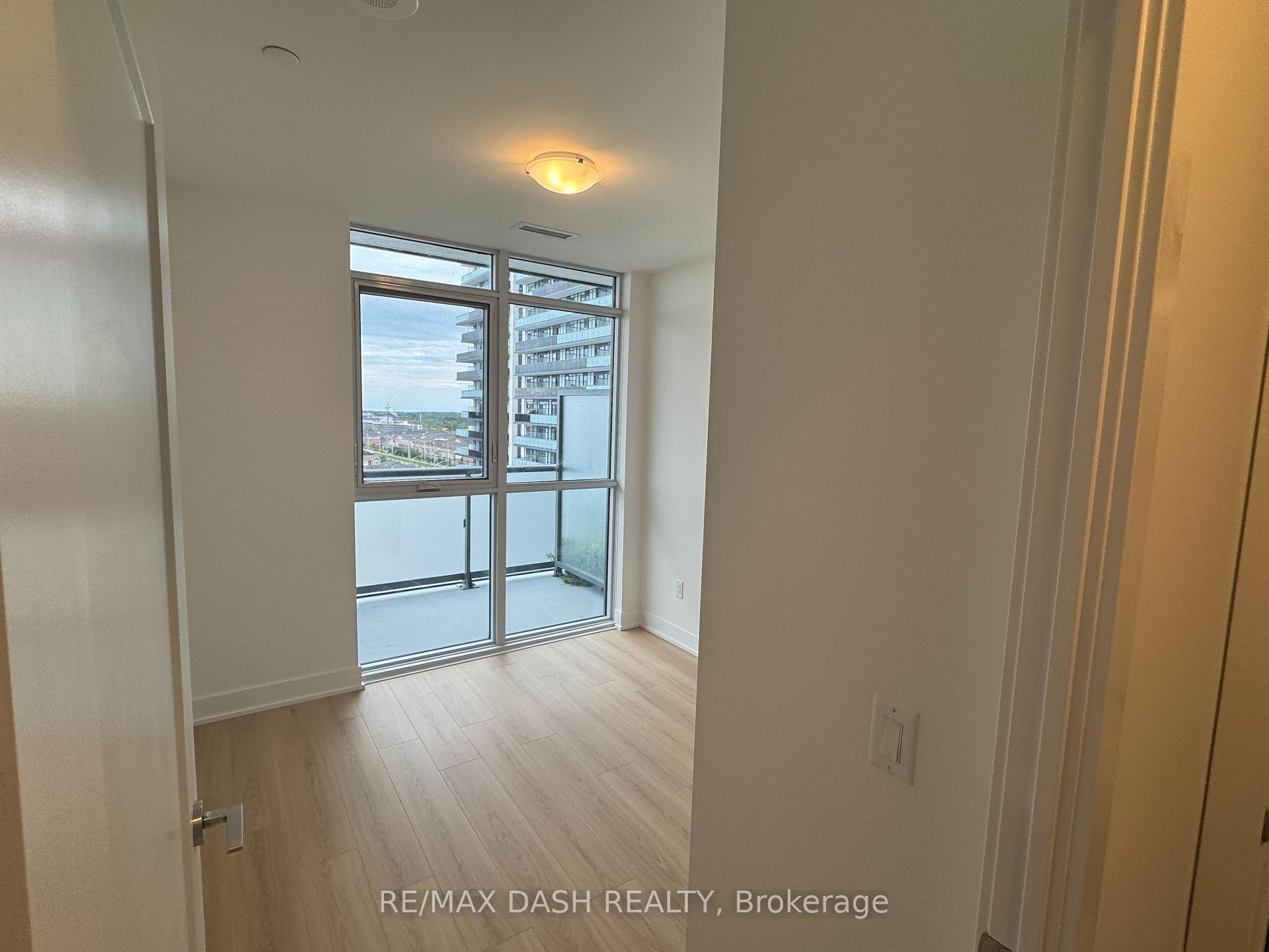 Photo 12 of Unit 924, 2545 Simcoe Street N, Oshawa, Windfields — HOMEH