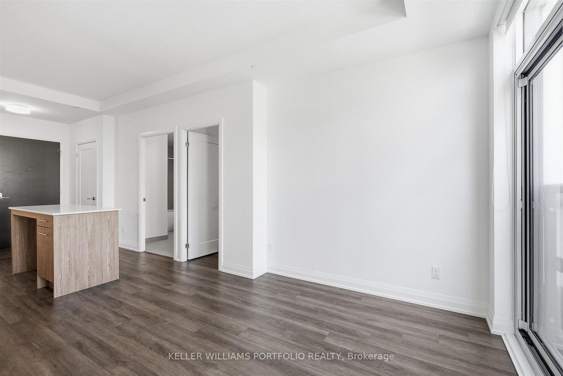 Photo 15 of Unit 811, 286 Main Street, Toronto, East End-Danforth — HOMEH