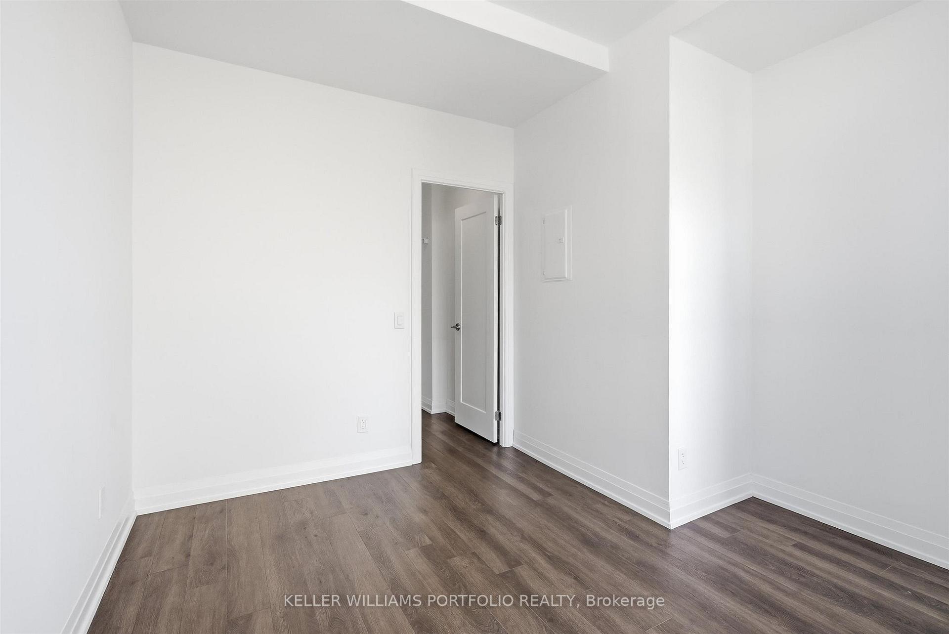 Photo 17 of Unit 811, 286 Main Street, Toronto, East End-Danforth — HOMEH
