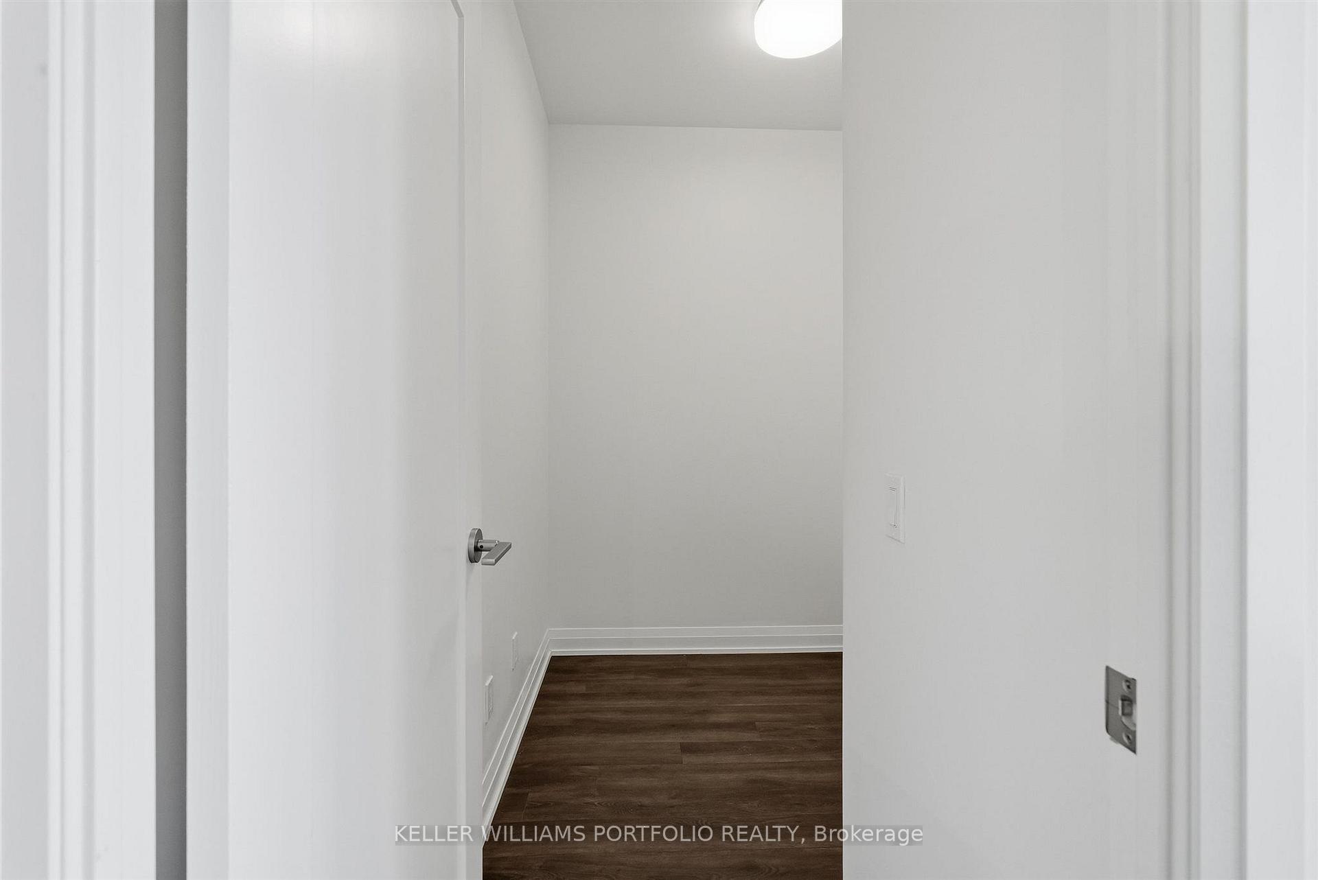Photo 21 of Unit 811, 286 Main Street, Toronto, East End-Danforth — HOMEH