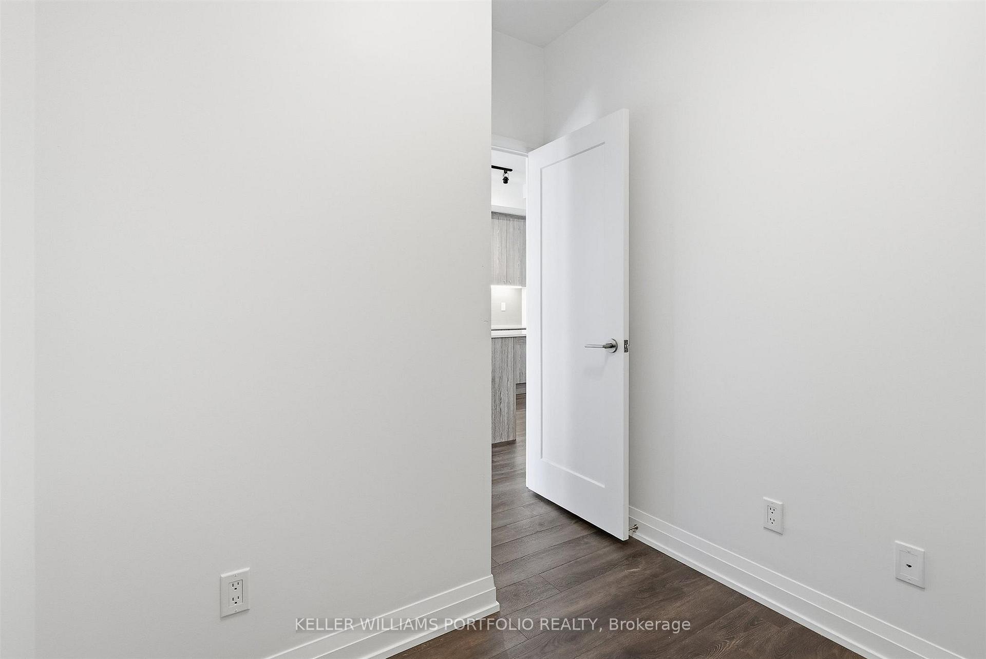 Photo 23 of Unit 811, 286 Main Street, Toronto, East End-Danforth — HOMEH