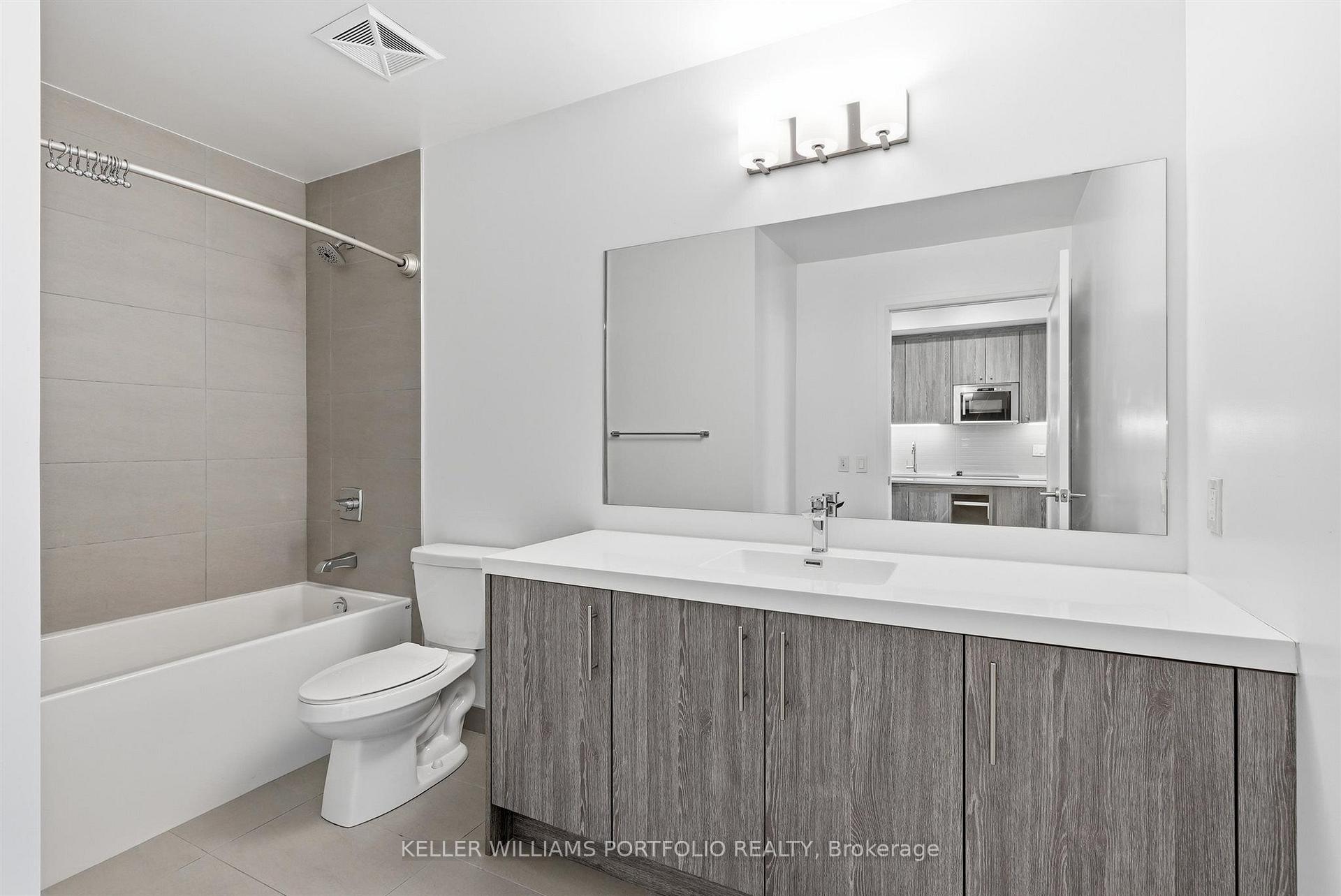 Photo 24 of Unit 811, 286 Main Street, Toronto, East End-Danforth — HOMEH