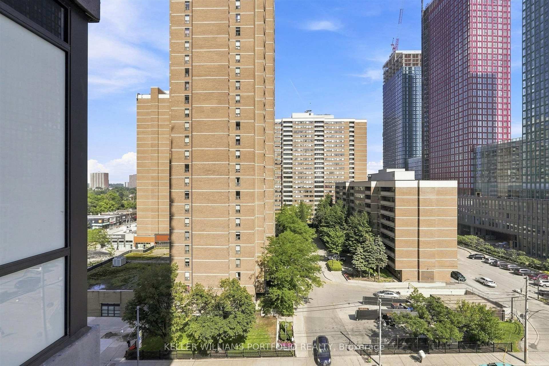 Photo 27 of Unit 811, 286 Main Street, Toronto, East End-Danforth — HOMEH