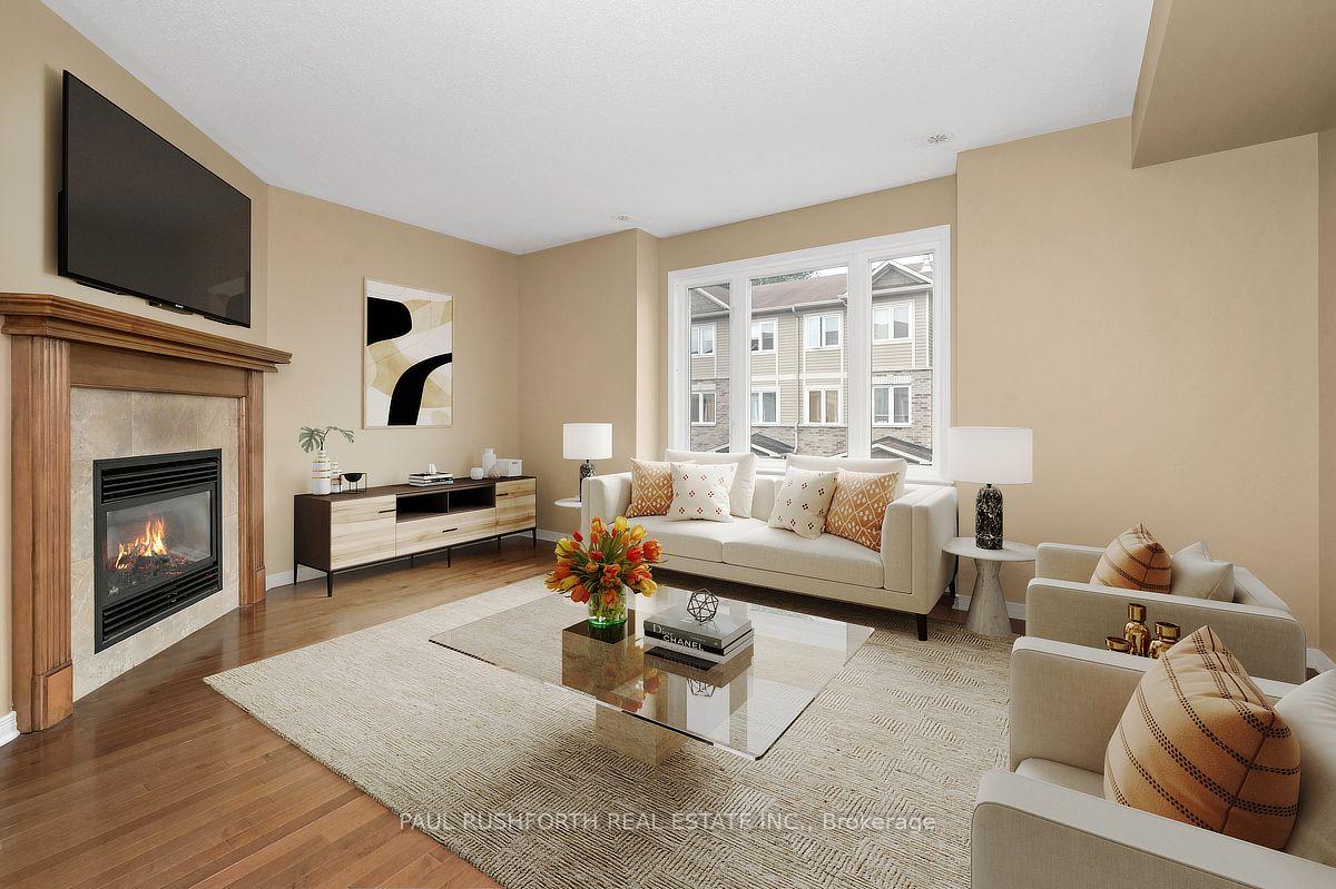 Photo 9 of 301 Mosaic Private, Ottawa, Kanata - Morgan's Grant/South March — HOMEH