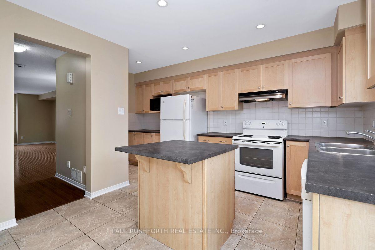 Photo 16 of 301 Mosaic Private, Ottawa, Kanata - Morgan's Grant/South March — HOMEH