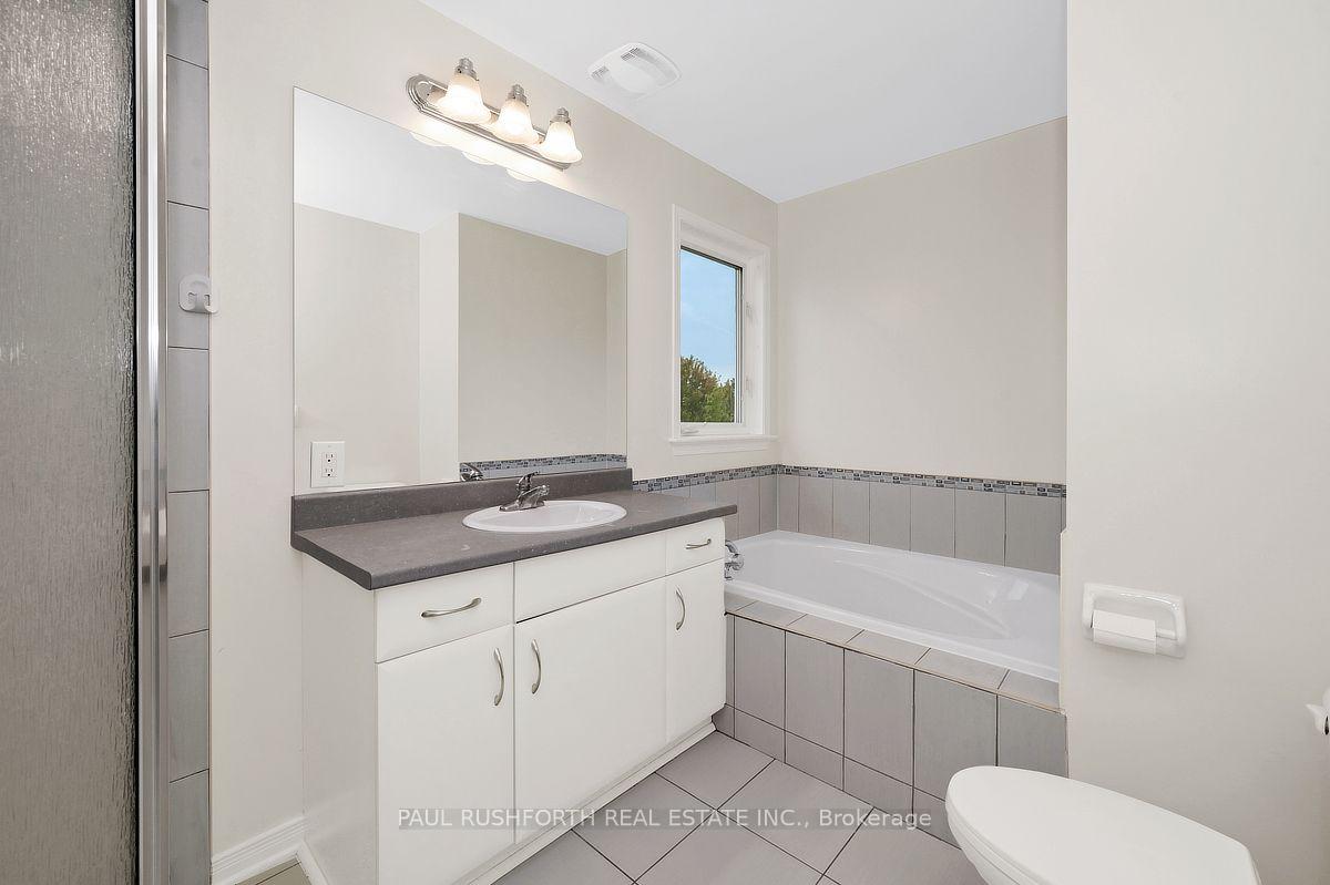 Photo 24 of 301 Mosaic Private, Ottawa, Kanata - Morgan's Grant/South March — HOMEH